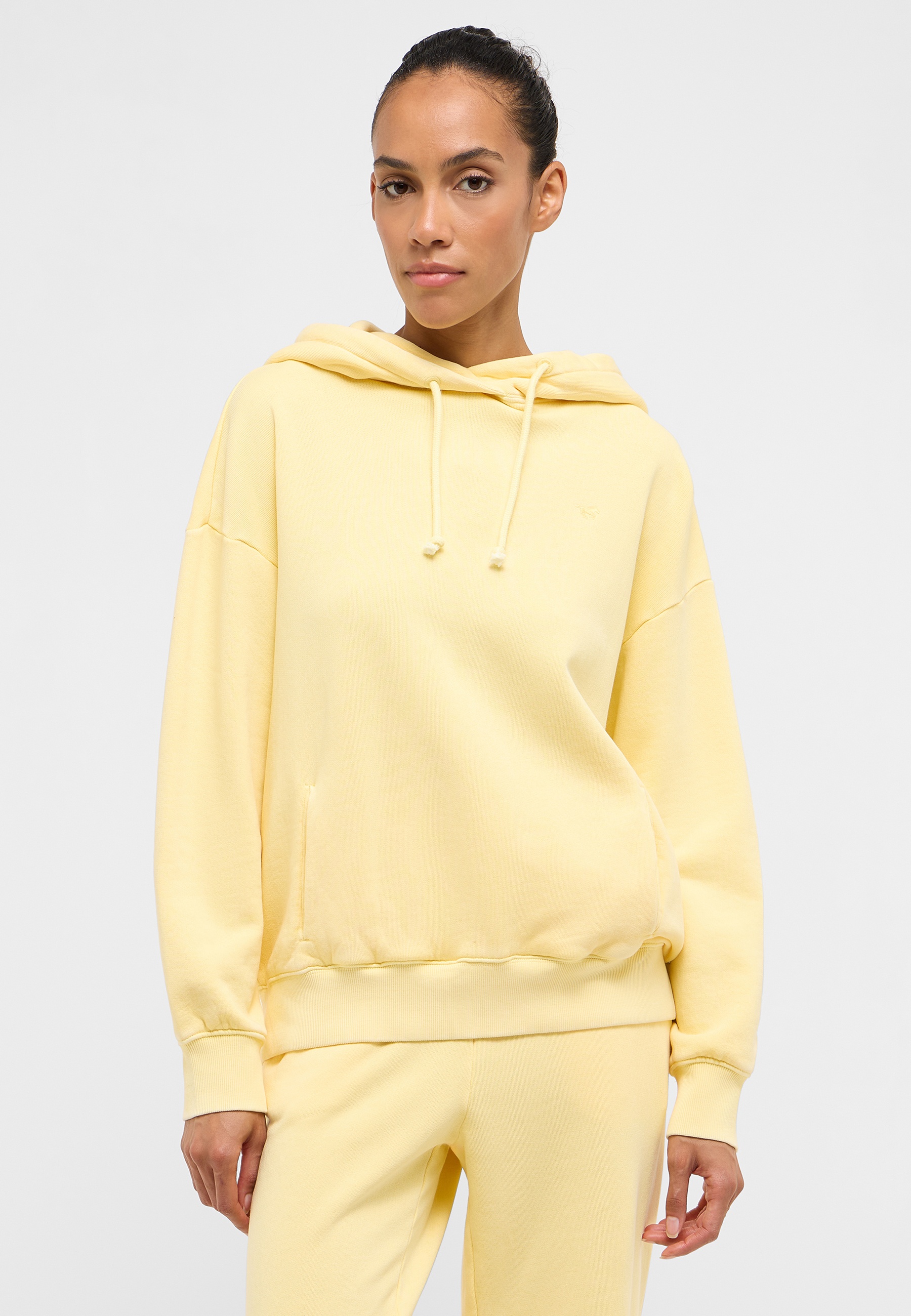 Pulli, Sweatshirt, Kapuzenpulli, Person, Frau