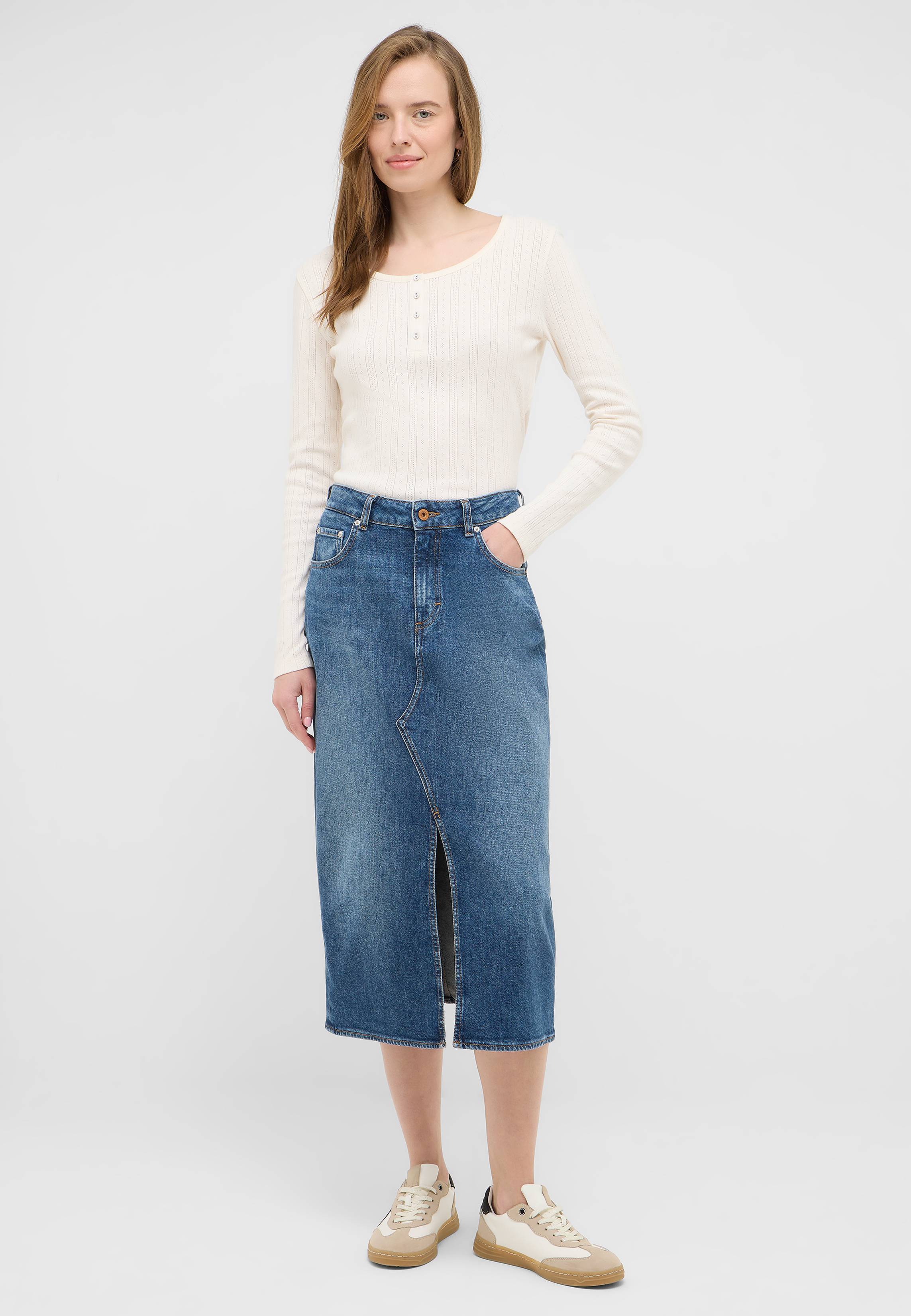Bekleidung, Hosen, Jeans, Rock, Person