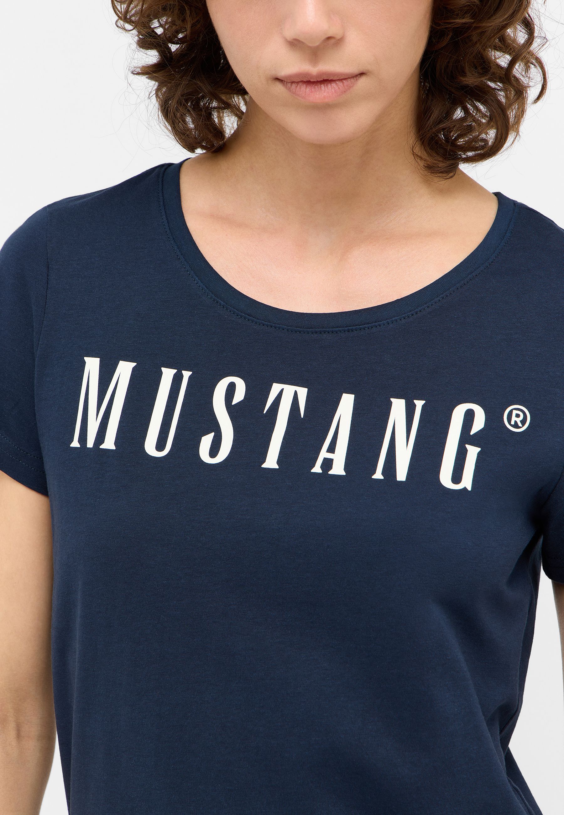 Bekleidung, T-shirt, Hemd