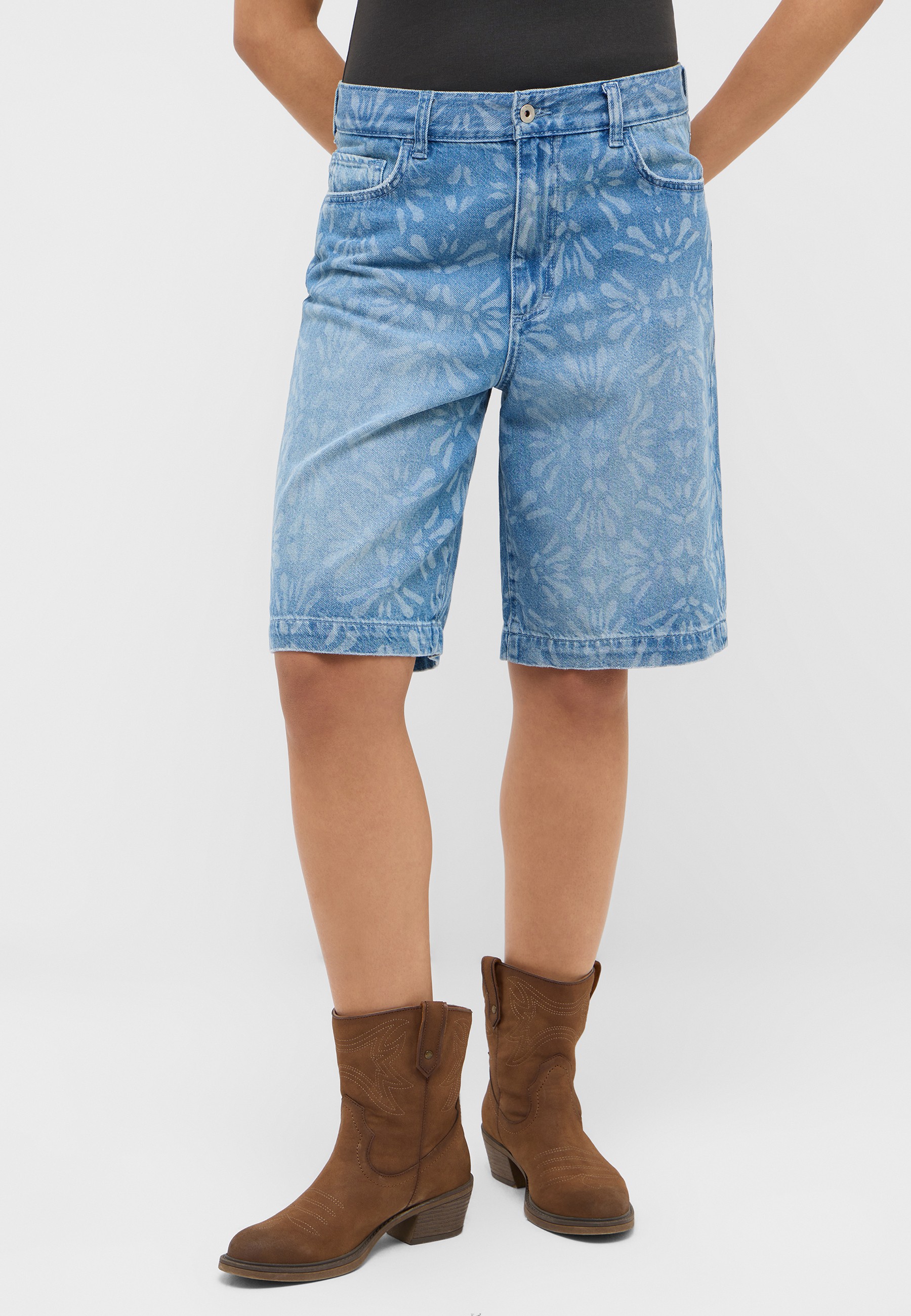 Denim shorts, Tie-dye, Blau, Knielang, Casual