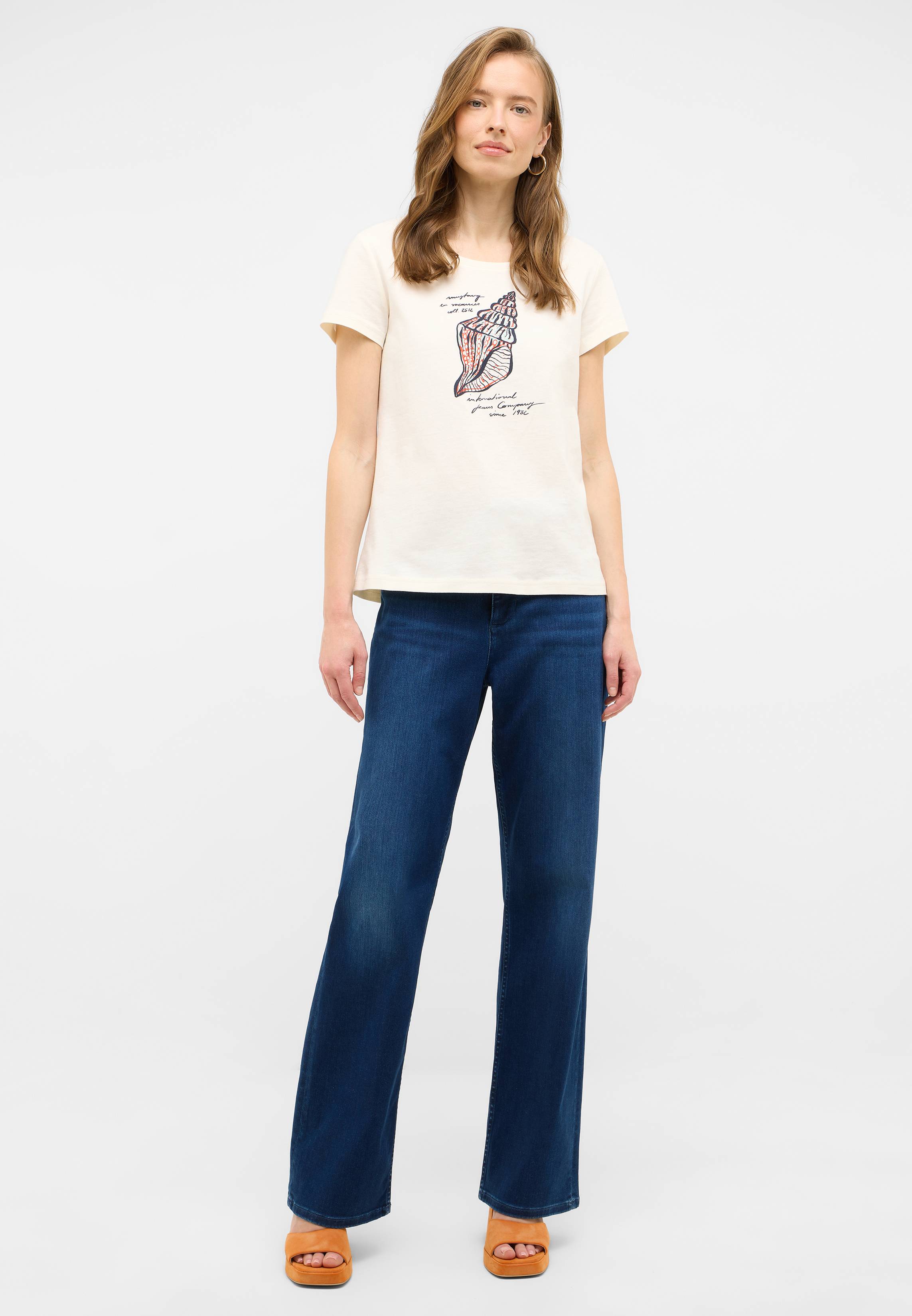 Hosen, T-shirt, Jeanshose, Person, Jugendlich