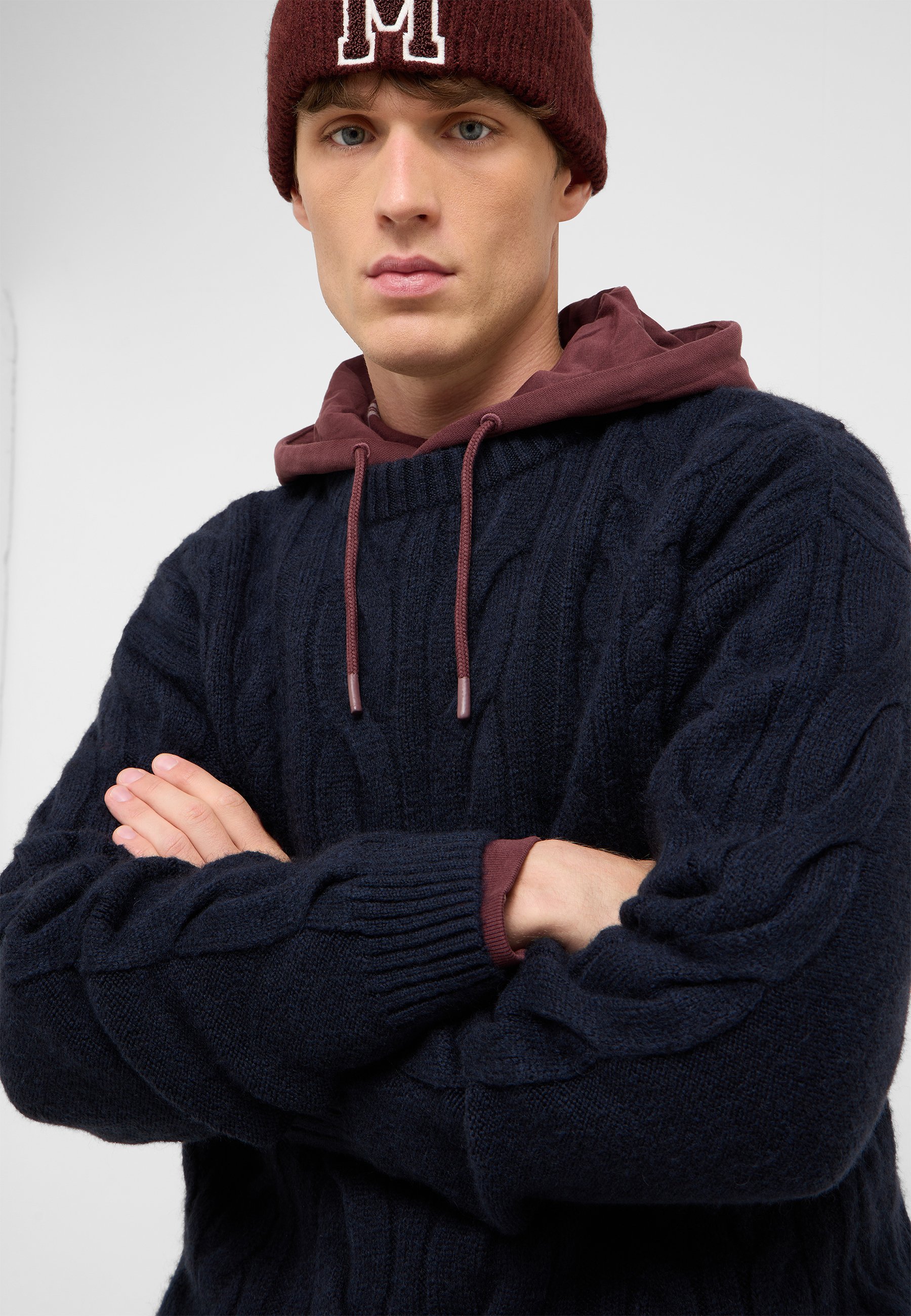 Hoodie, Knit sweater, Cable knit, Navy blue, Beanie