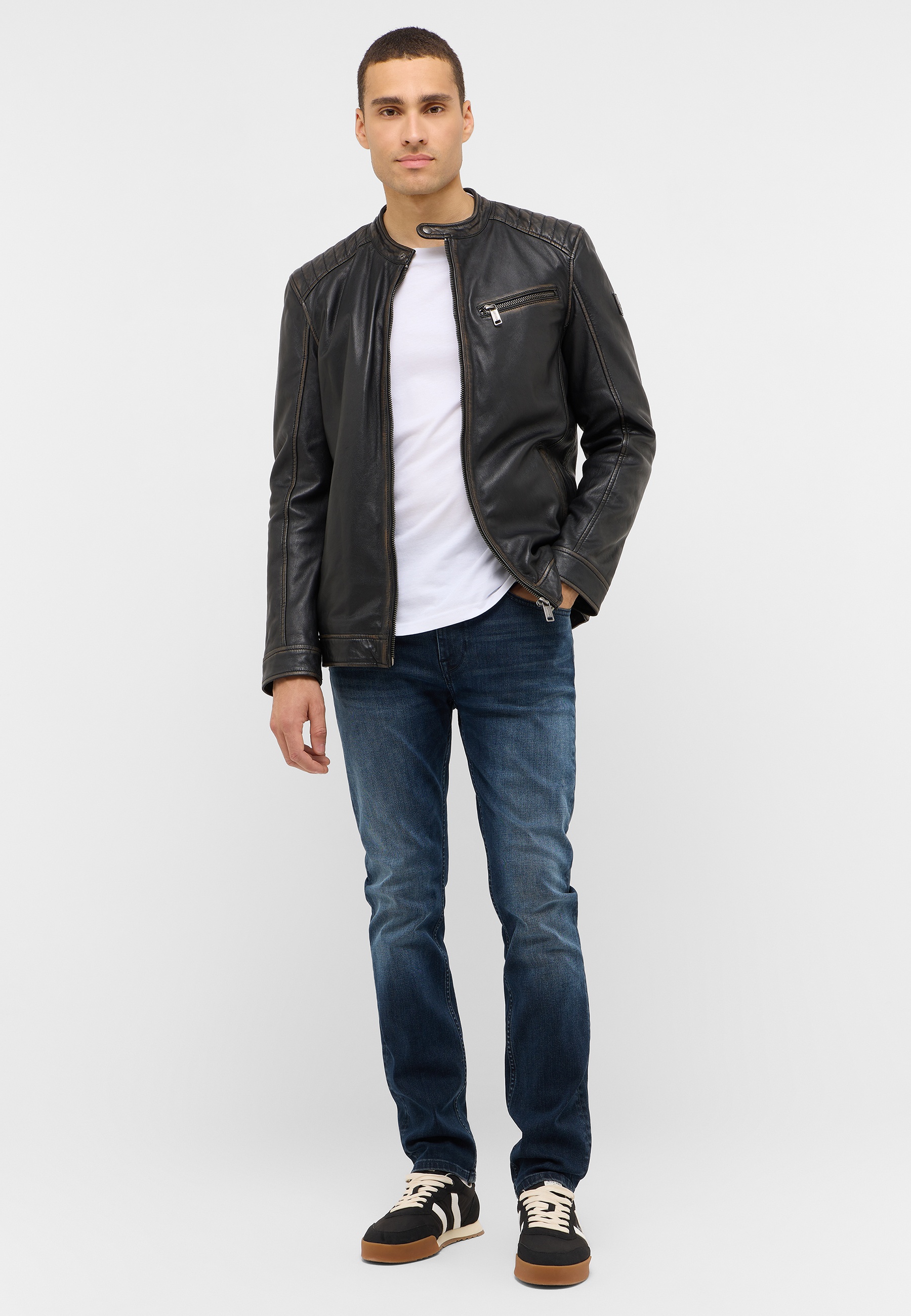 Mantel, Jacke, Erwachsener, Mann, Person