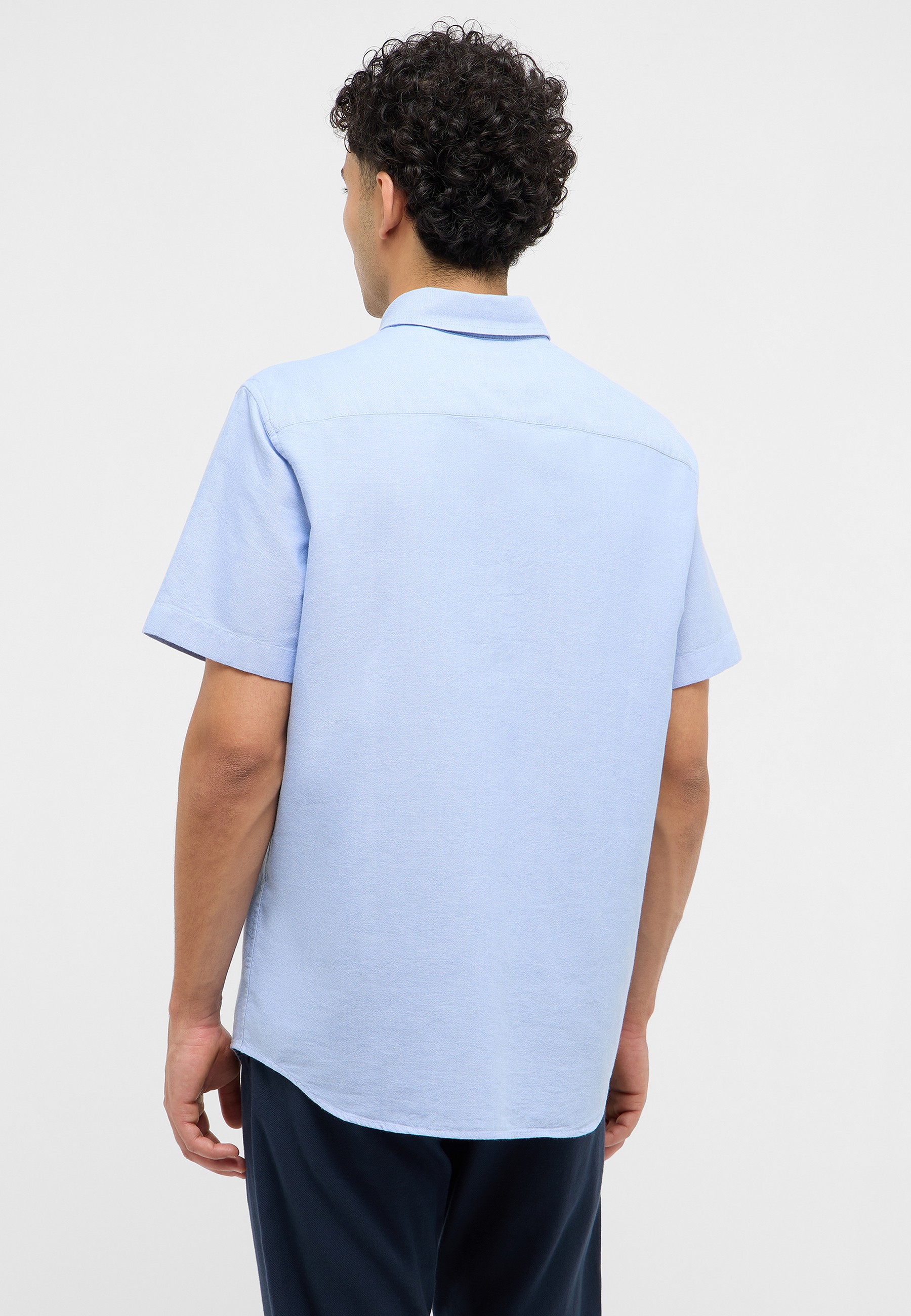 T-shirt, Ärmel, Erwachsener, Mann, Person