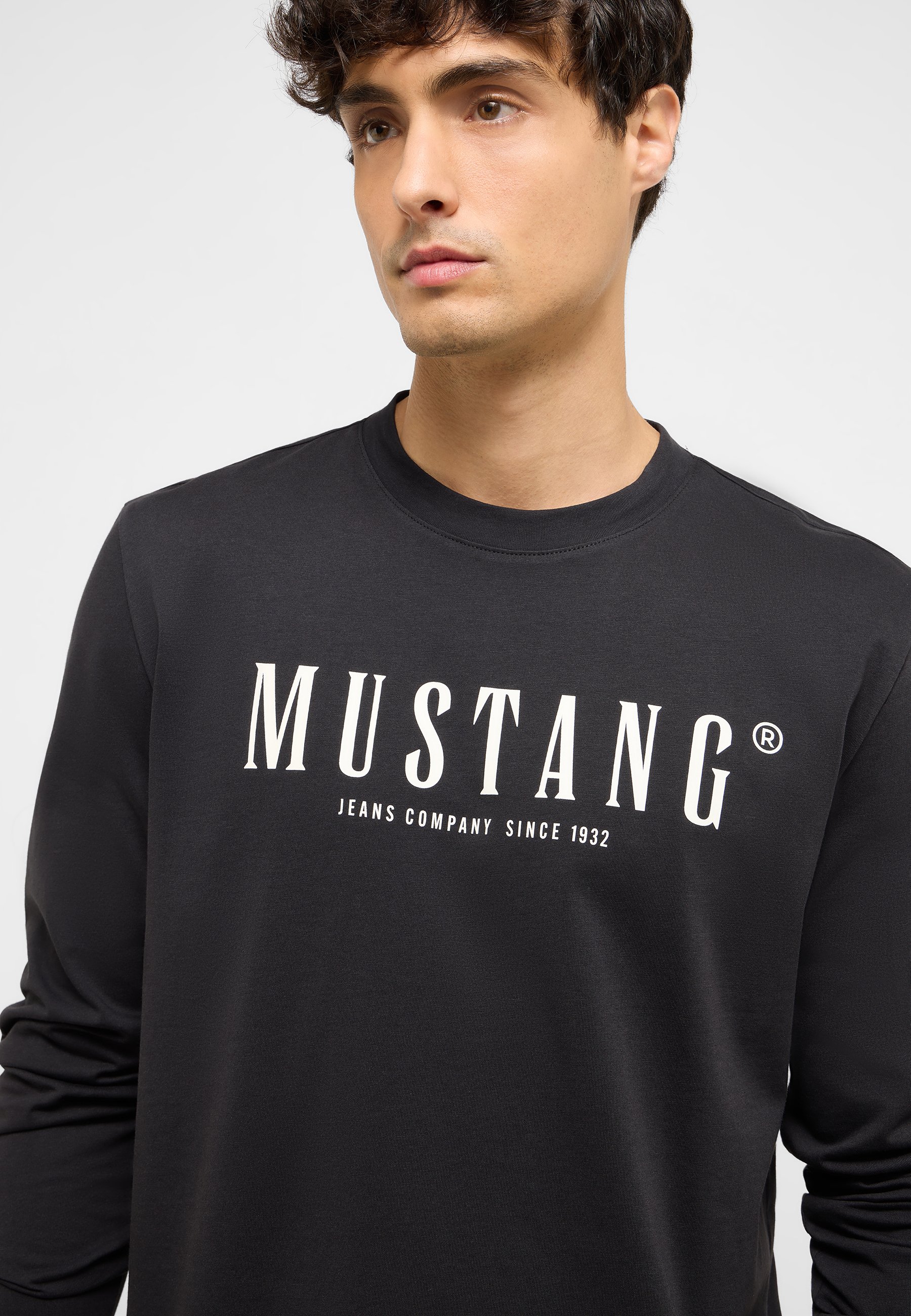 T-shirt, Langarm, Ärmel, Person, Hemd