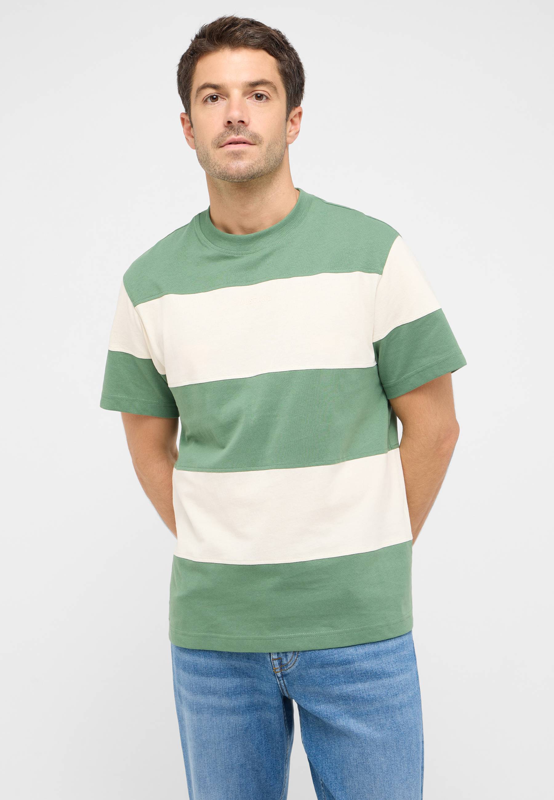 T-Shirt Style Alvarado