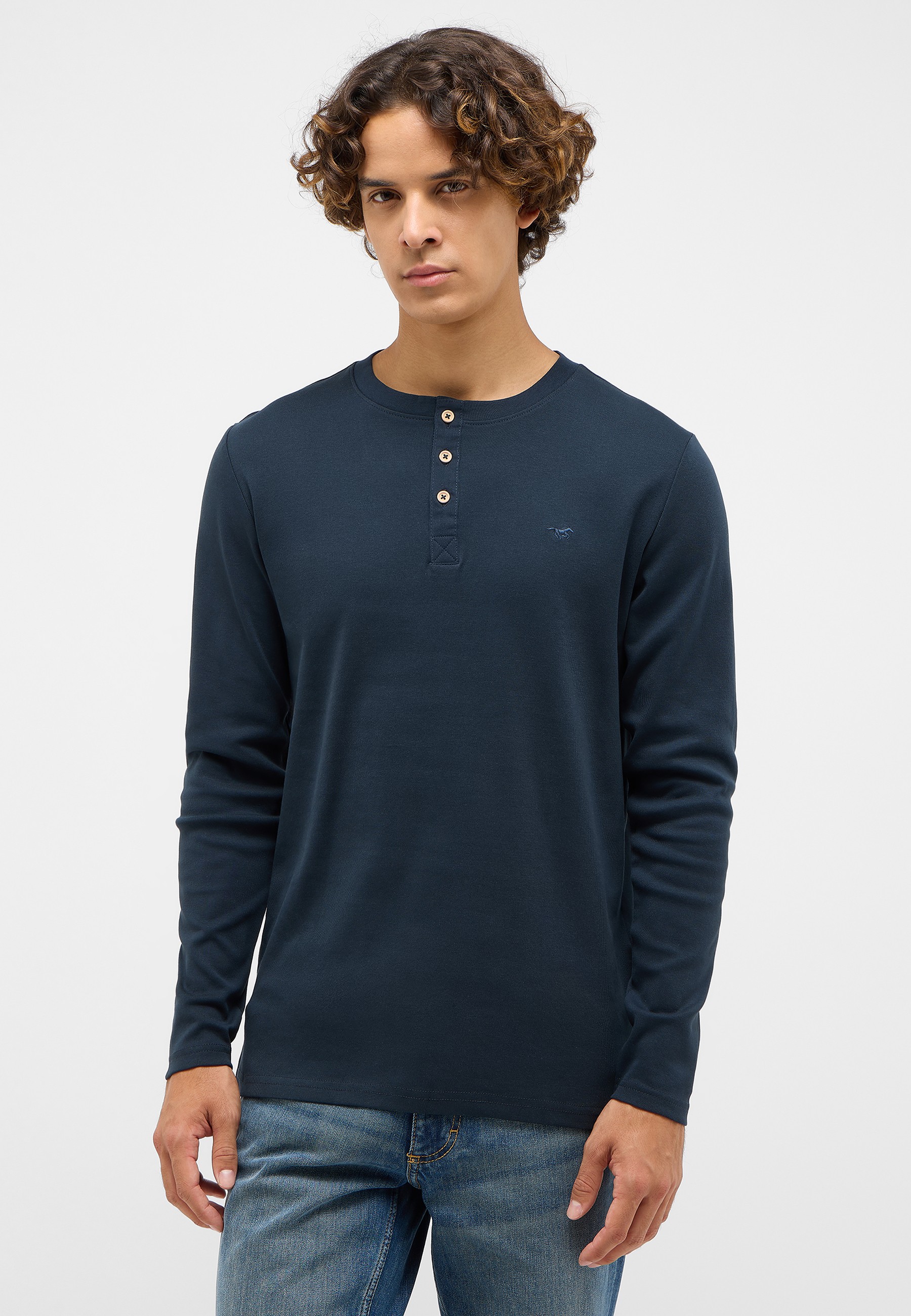 Langarmshirt Style Arminto Bekleidung, Langarm, Ärmel, Pullover, Person