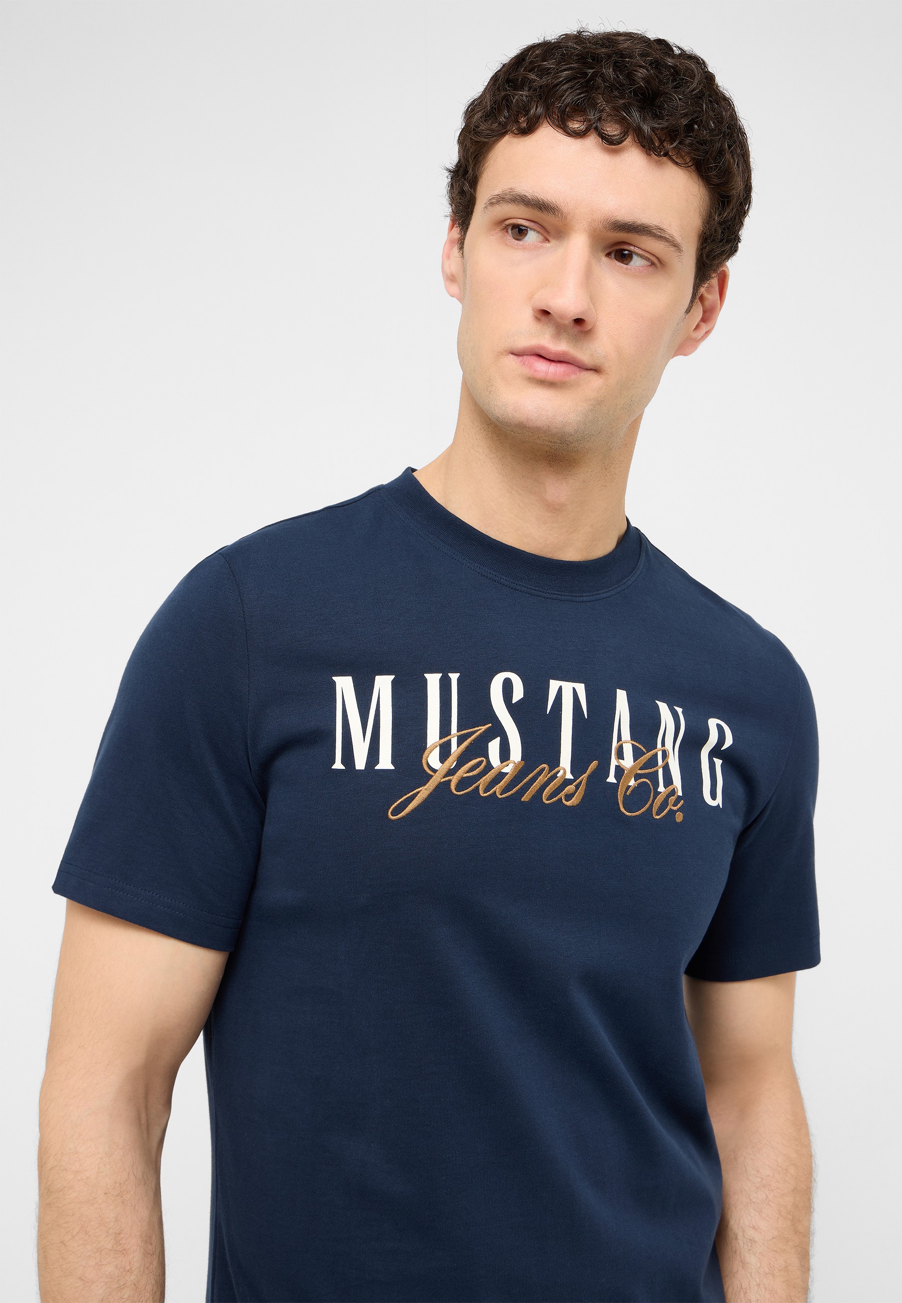 T-Shirt Style Austin