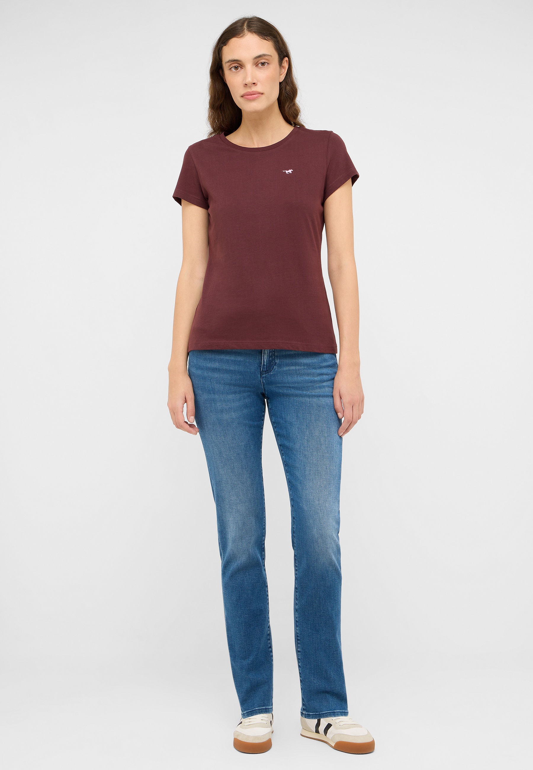 Bekleidung, Hosen, T-shirt, Jeans, Person