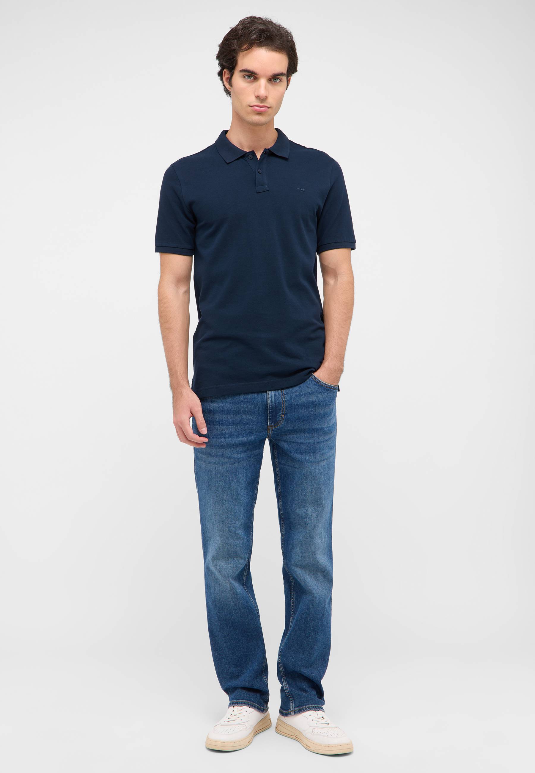 Hosen, T-shirt, Person, Stehend, Hemd