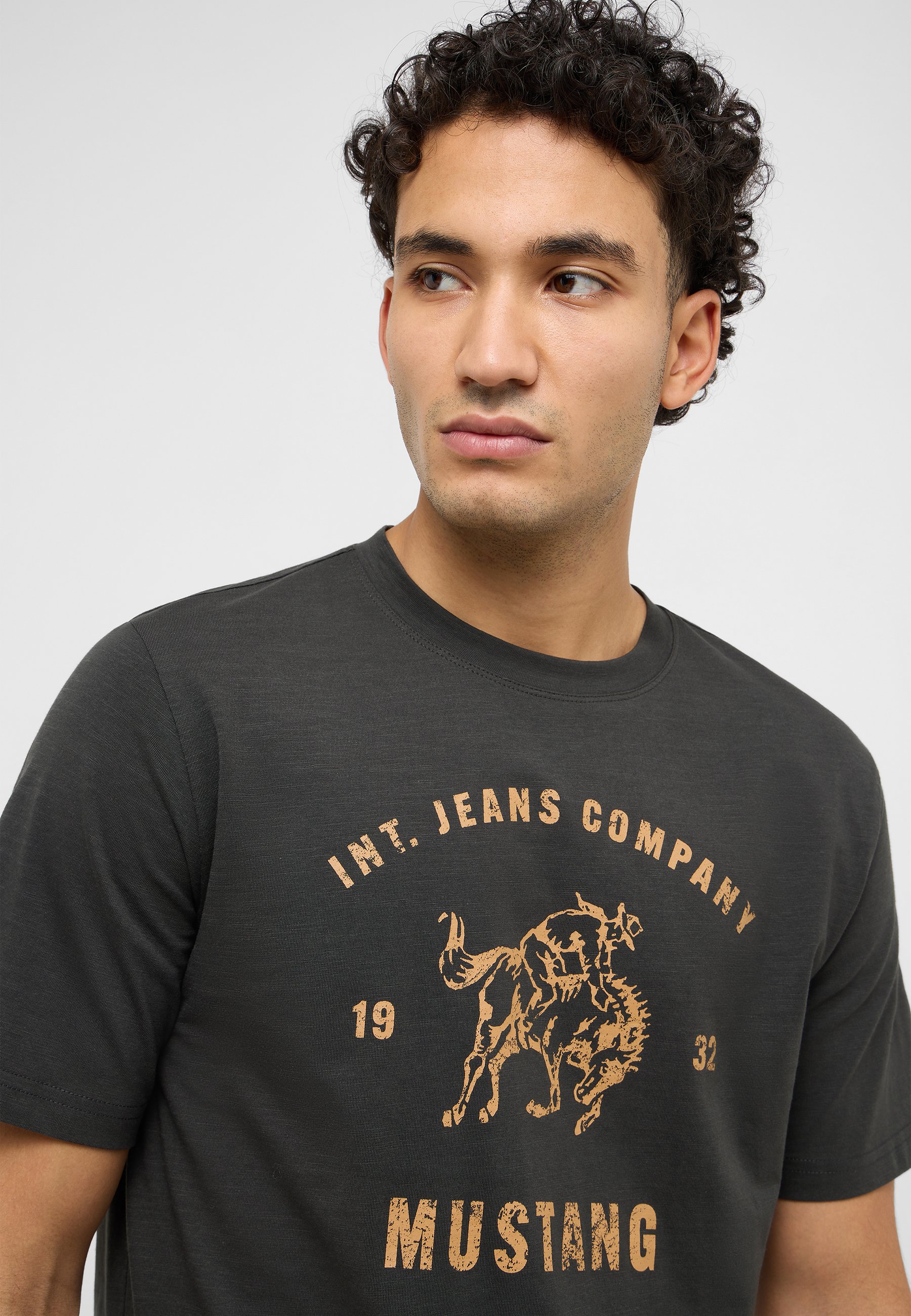 T-shirt, Person, Hemd, Ärmel, Kopf