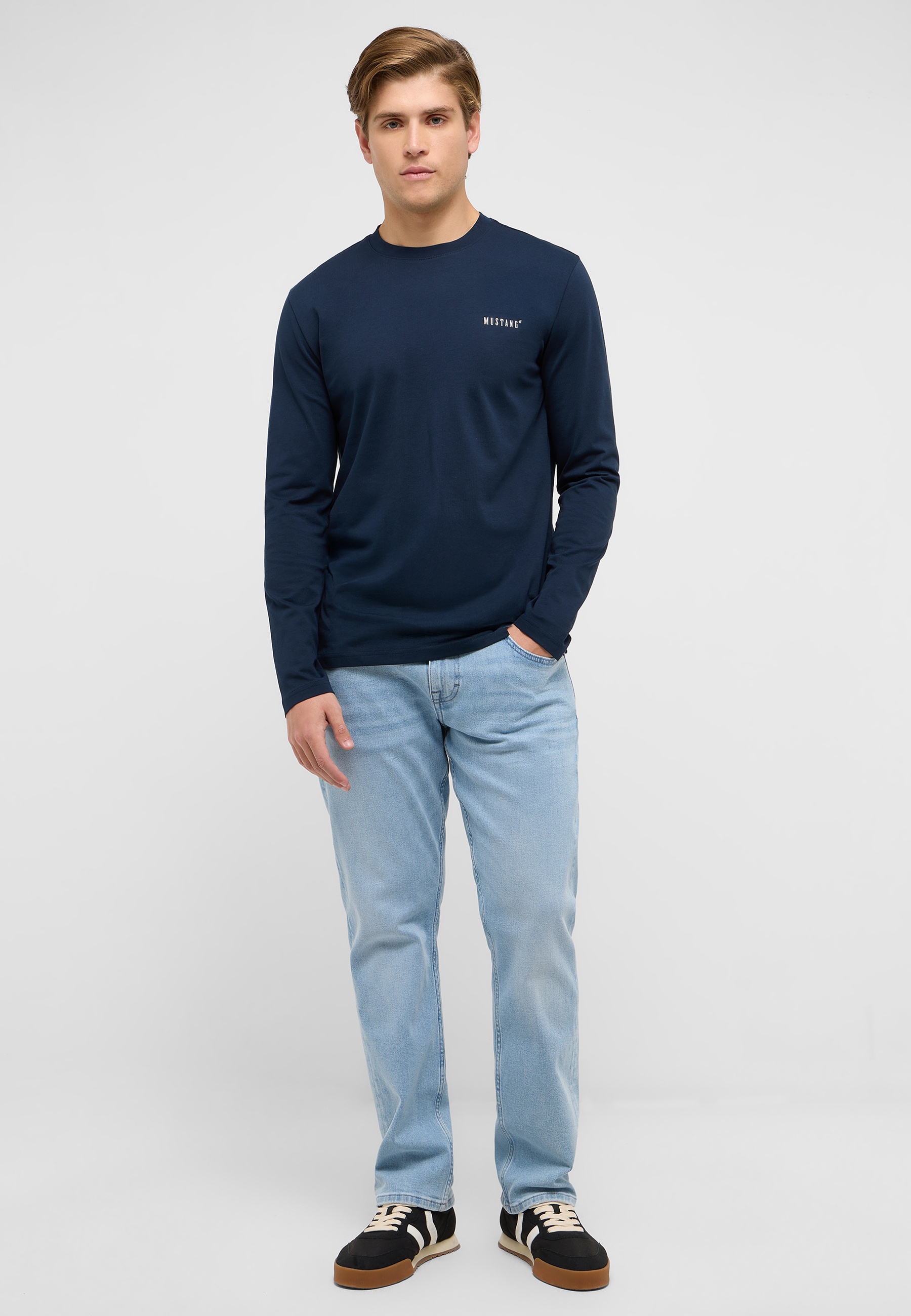 Langarm, Hosen, Person, Jeans, Stehend