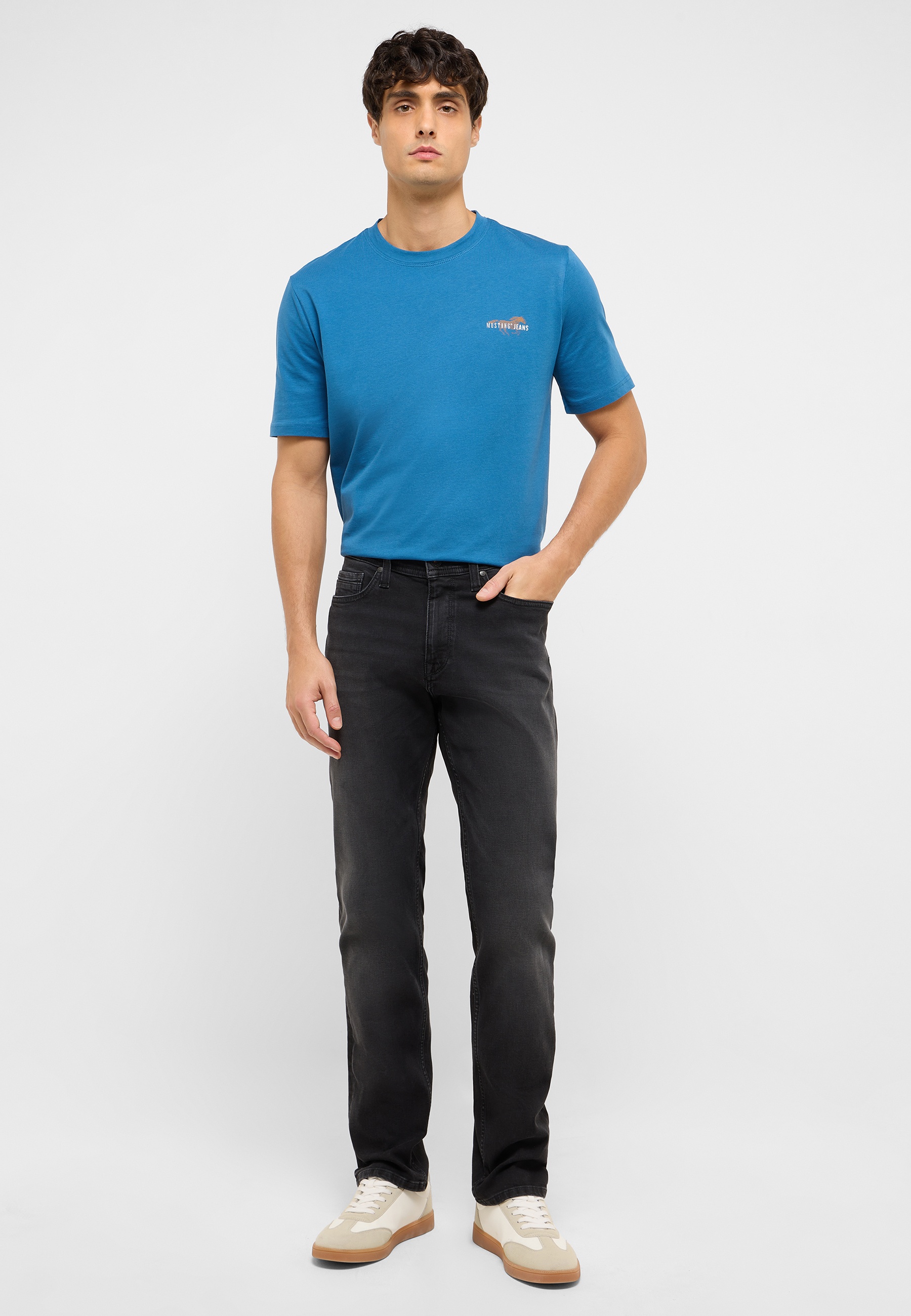 T-Shirt, Blau, Kurzärmlig, Rundhals, kleines Logo