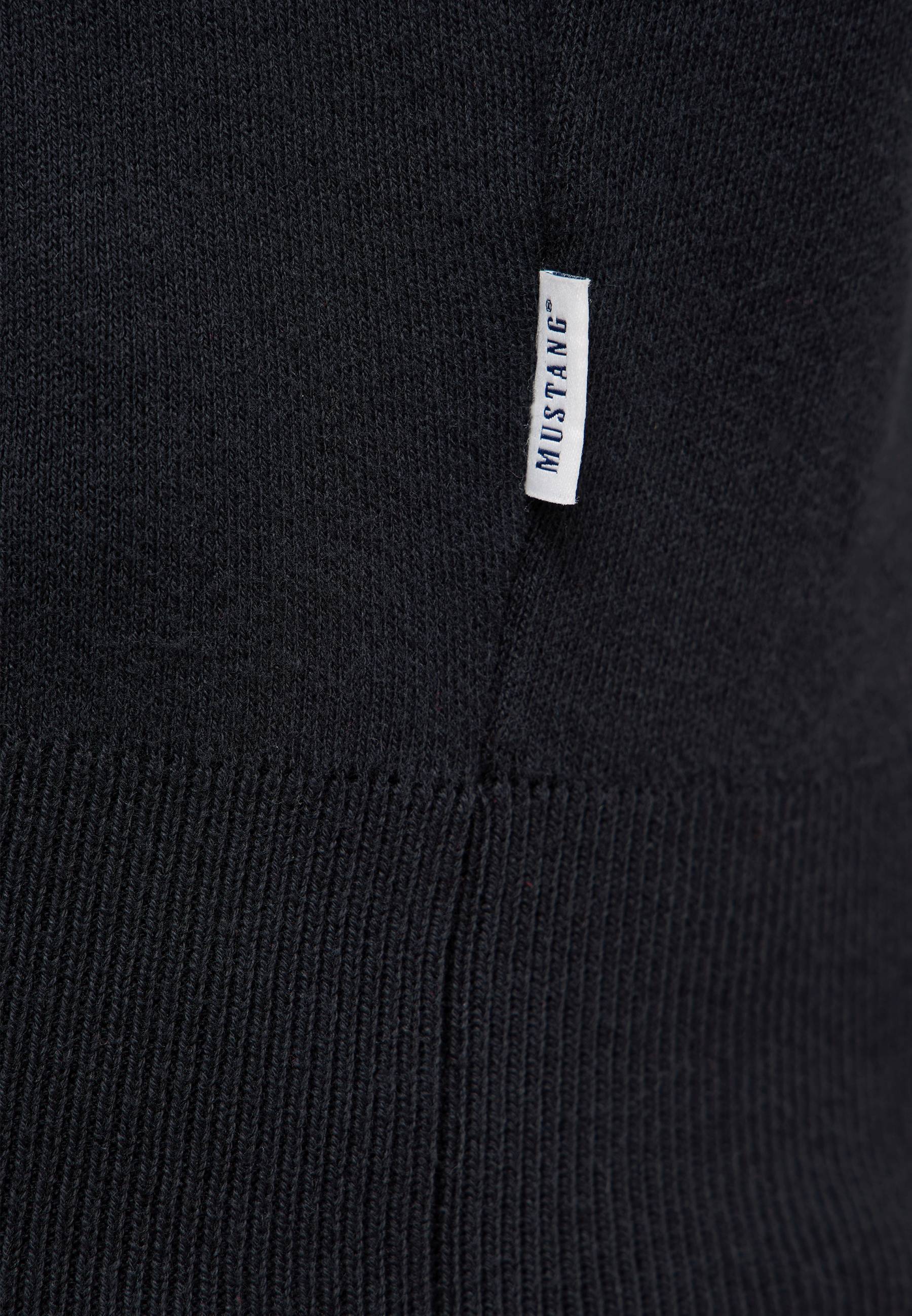 Bekleidung, Strickwaren, Pullover