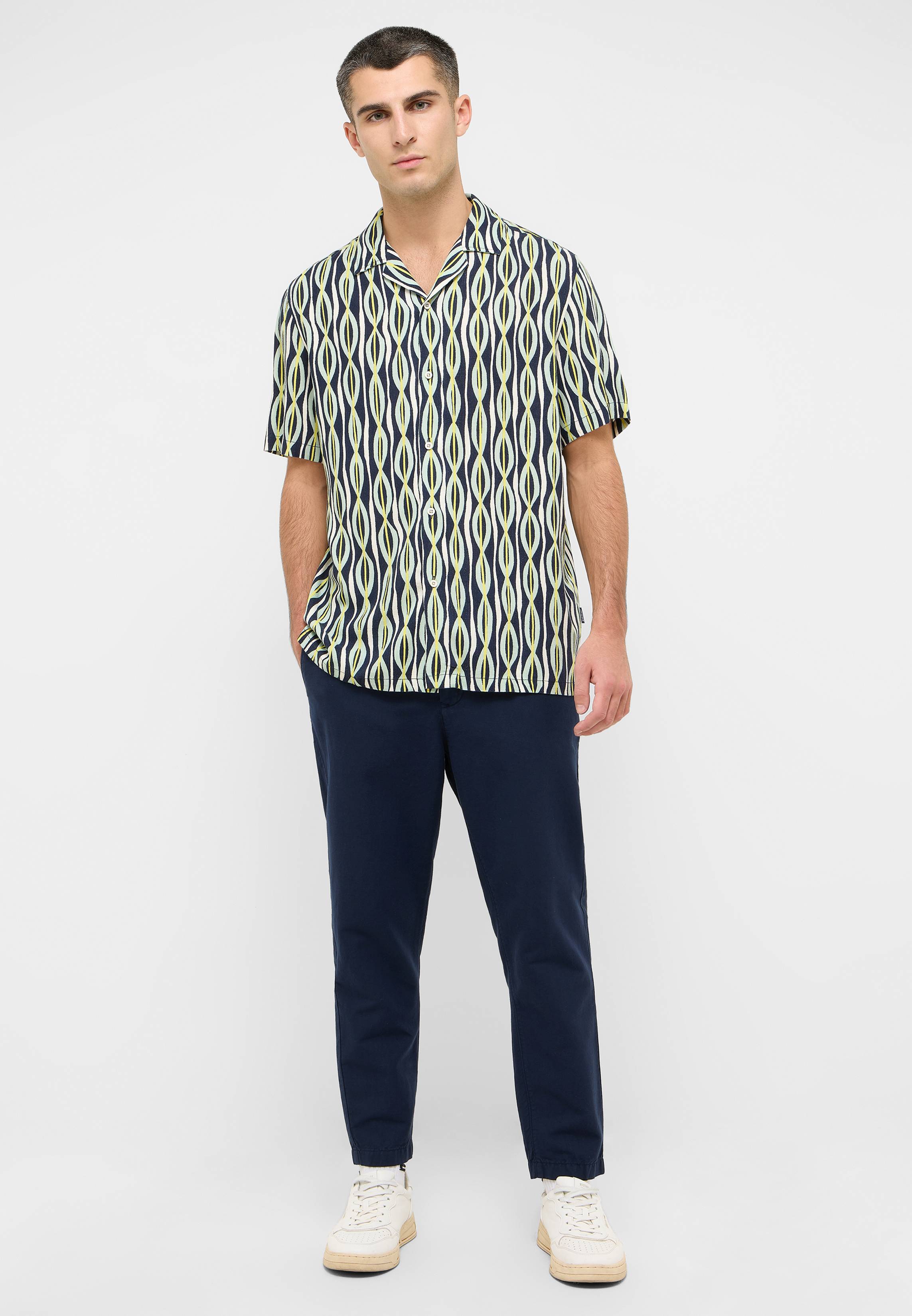 Hemd, Bluse, Erwachsener, Mann, Person
