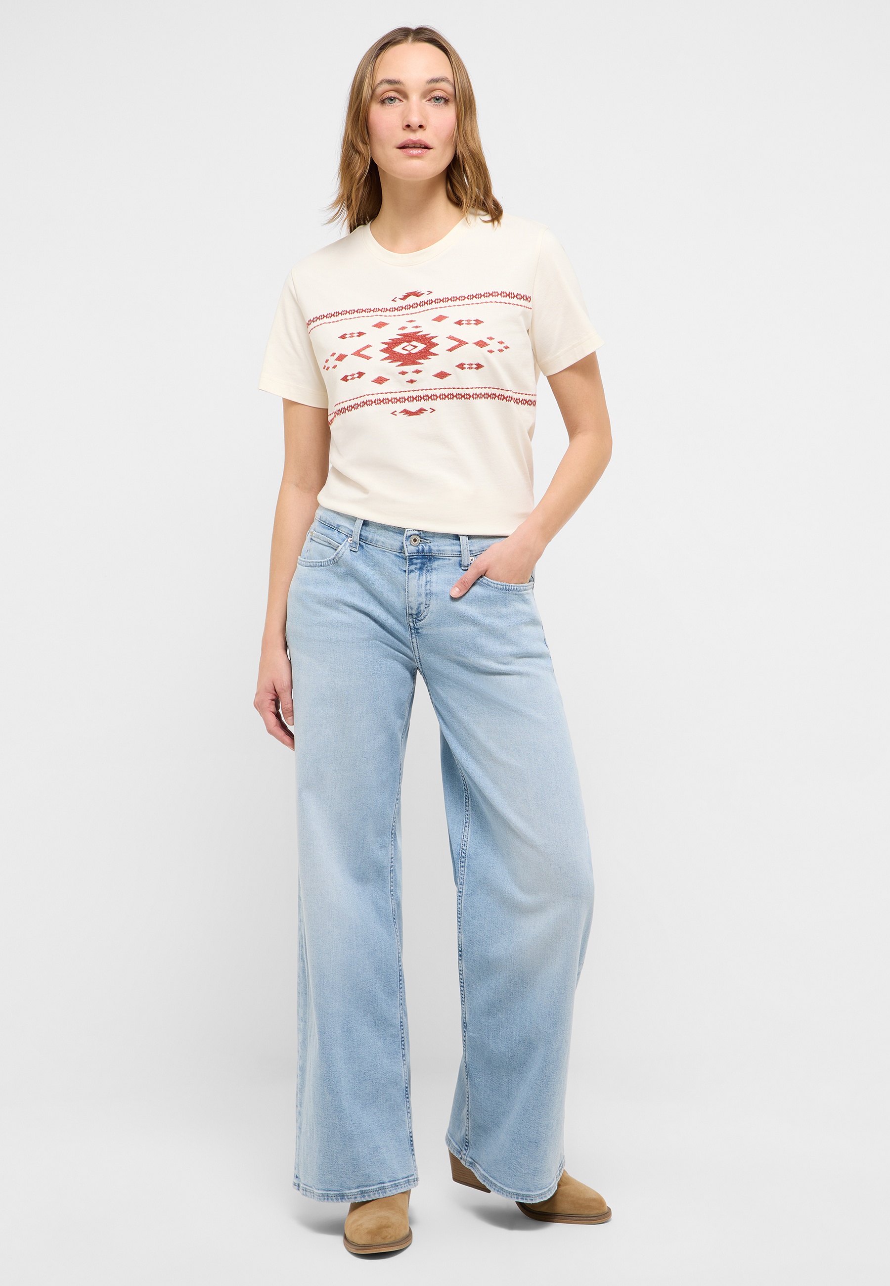 Bekleidung, Hosen, Jeanshose, Person, T-shirt