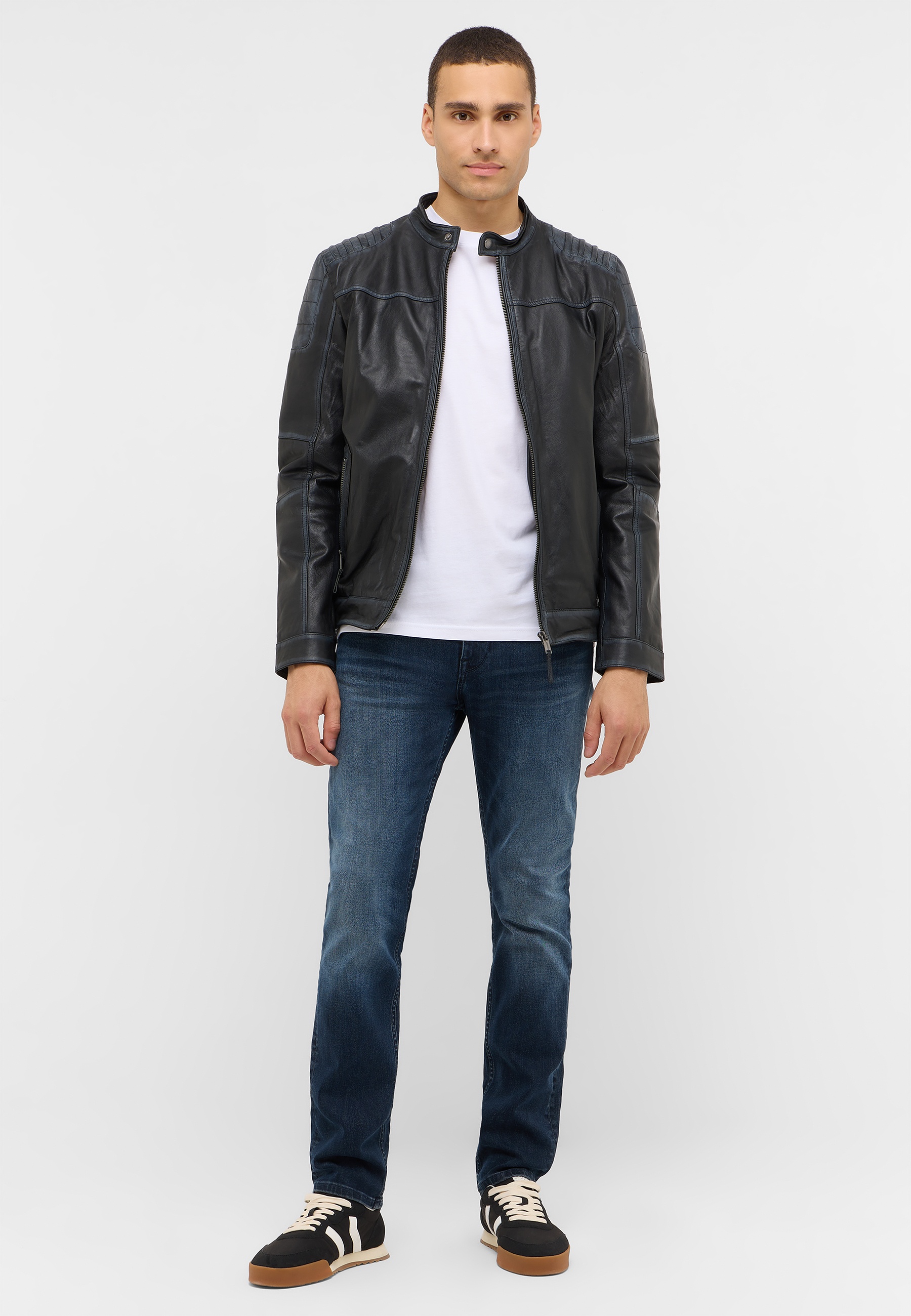 Mantel, Jacke, Erwachsener, Mann, Person