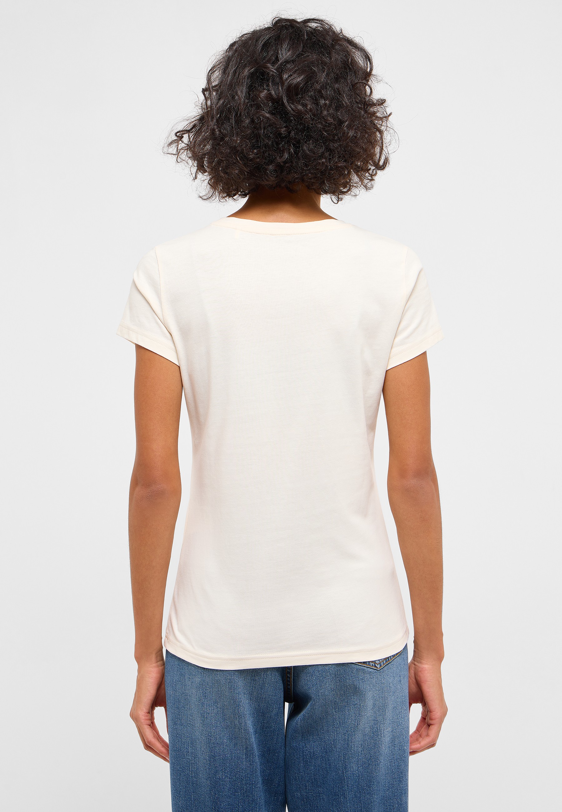 Bekleidung, T-shirt, Bluse, Person, Jeans