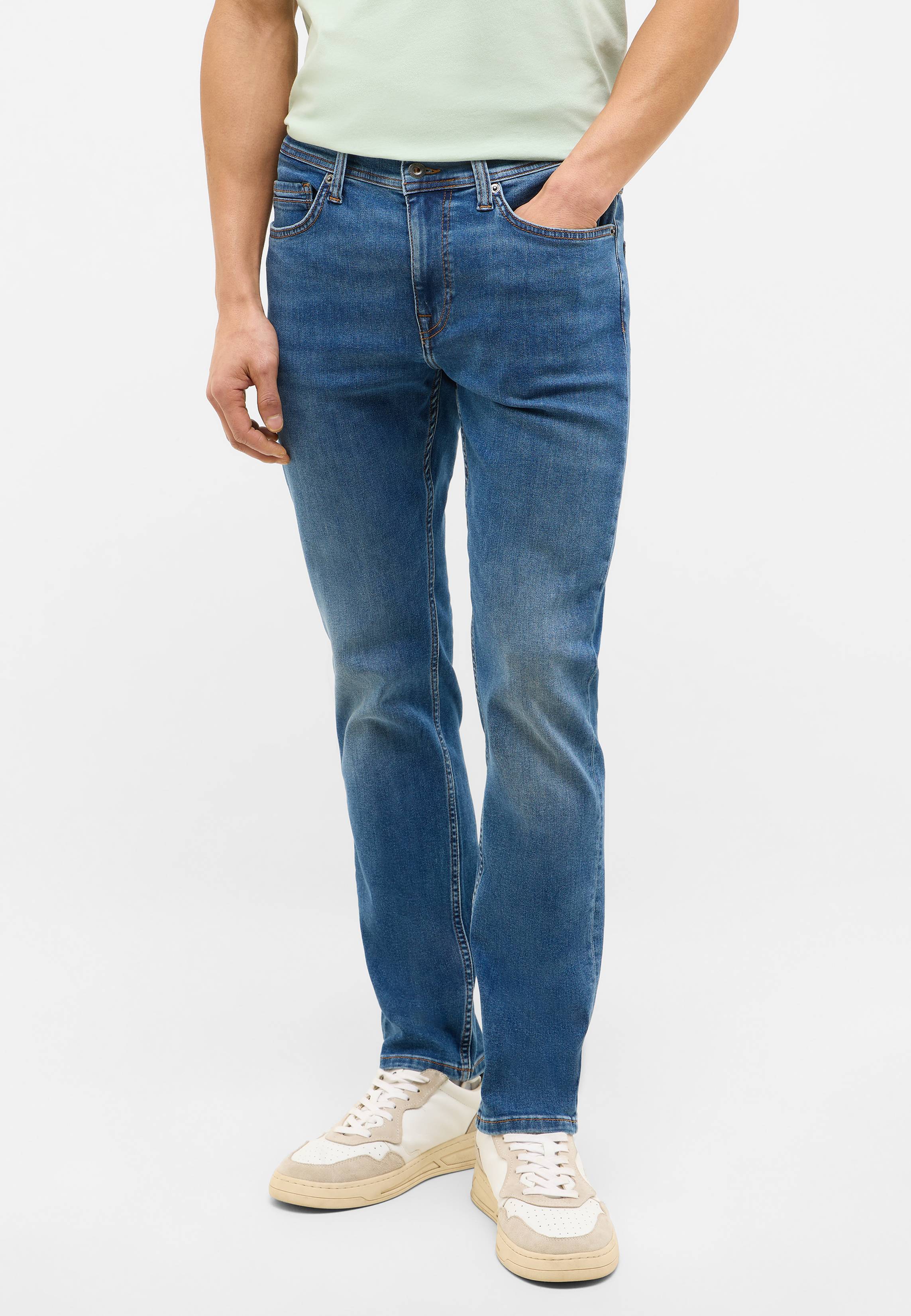 Bekleidung, Hosen, Jeans, Schuh, Person