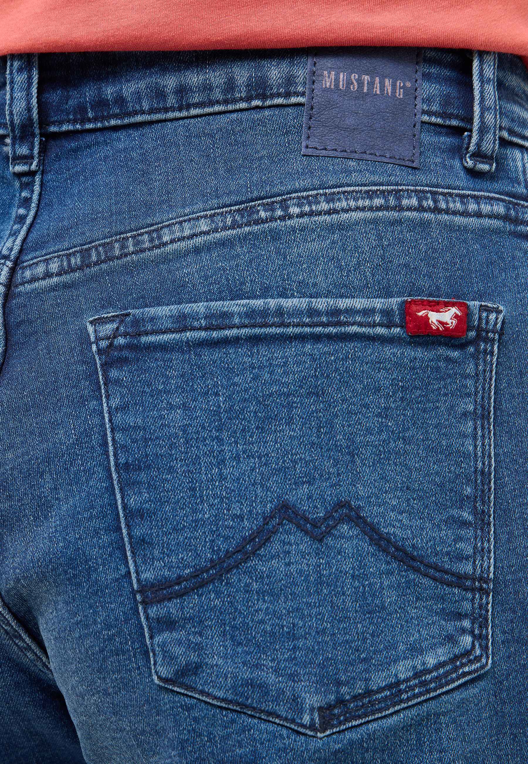 Jeans Style Crosby Relaxed Slim