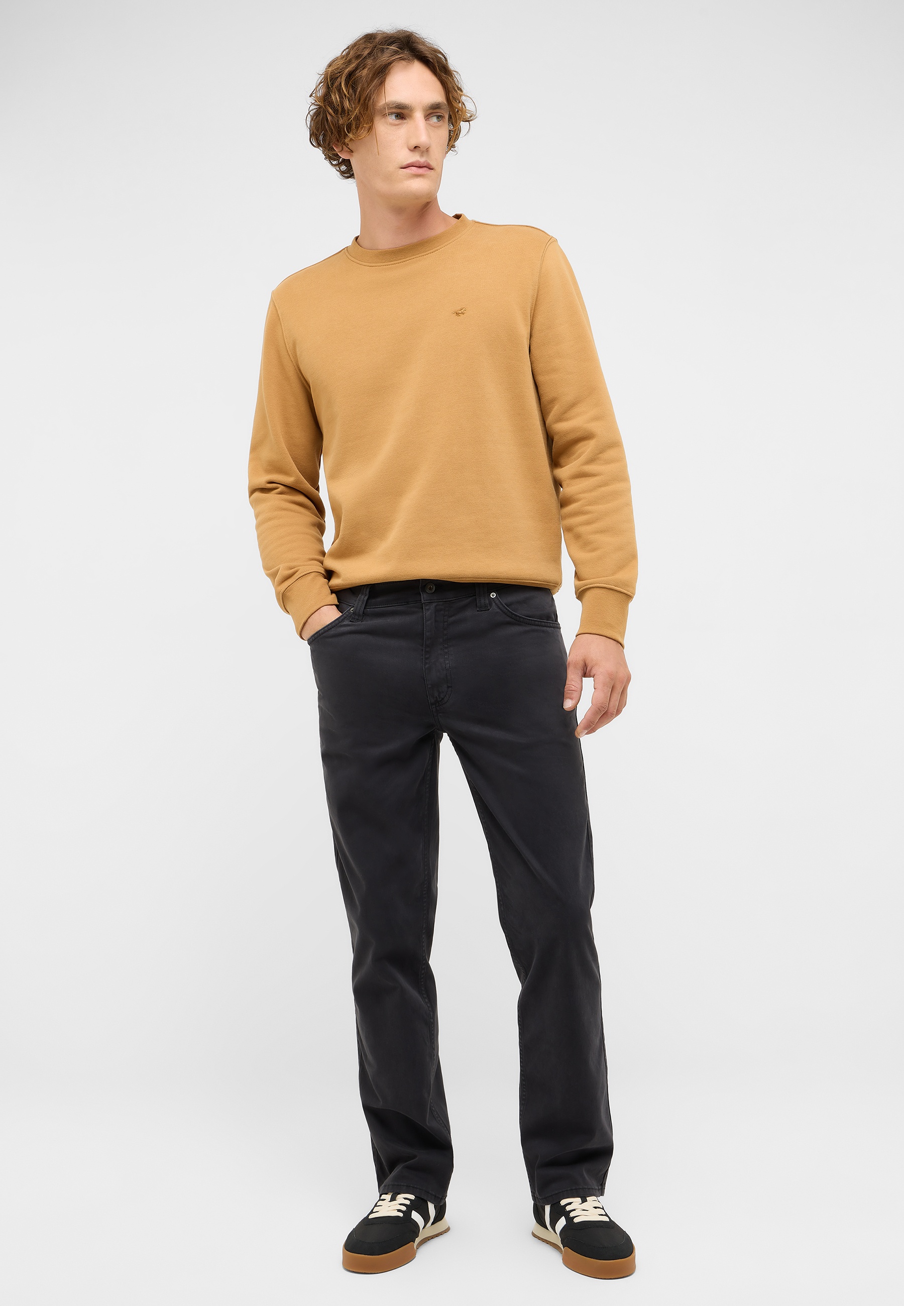 Strickwaren, Pullover, Hosen, Langarm, Person