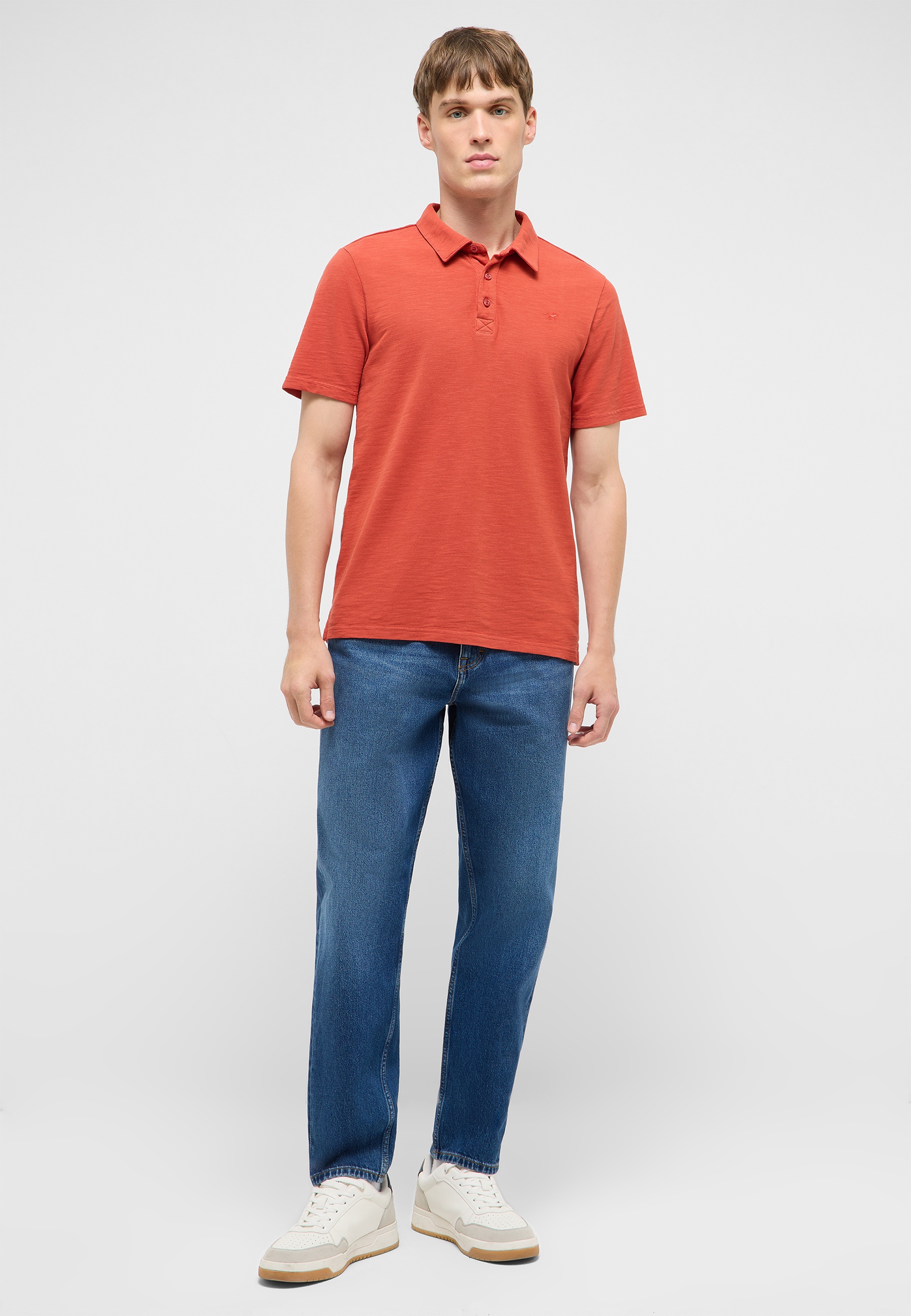 Polo shirt, short sleeve, cotton blend, terra cotta, jeans, sneakers