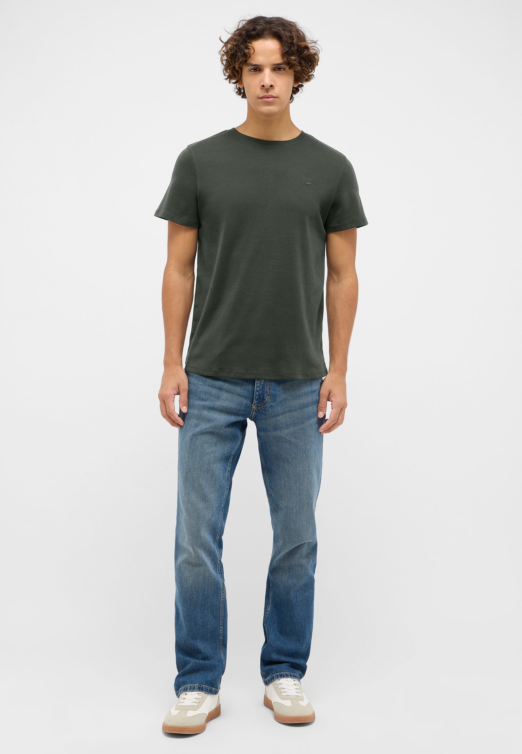 t-shirt, kurzarmig, dunkelgrün, rundhals, mannequin