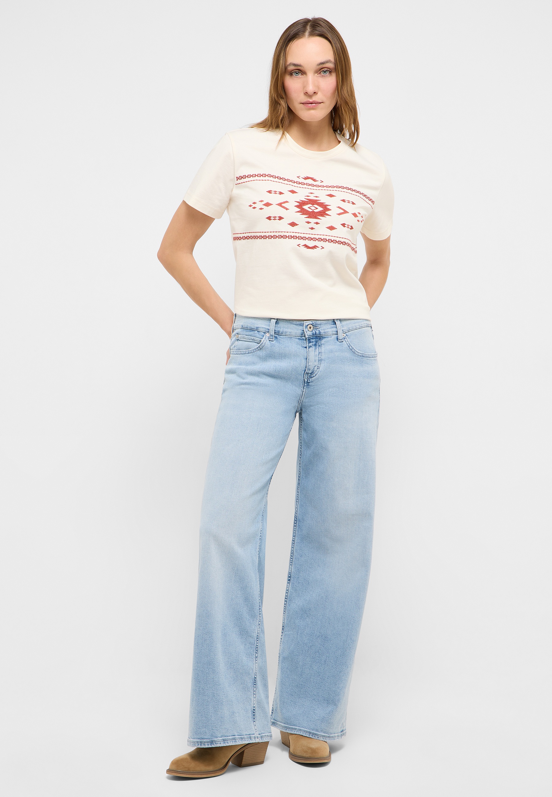 Bekleidung, Hosen, Jeanshose, Person, T-shirt