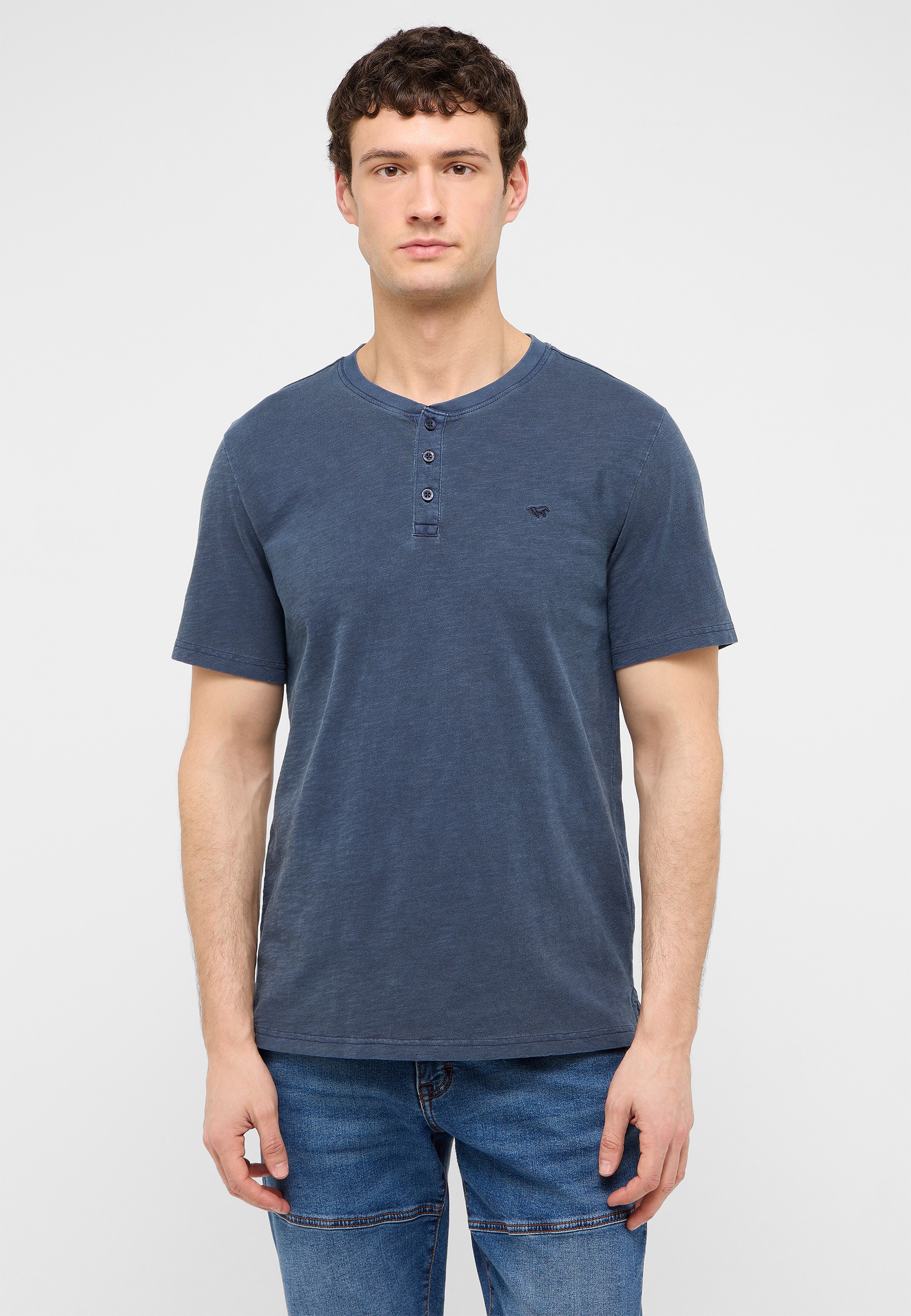 T-Shirt Style Acton