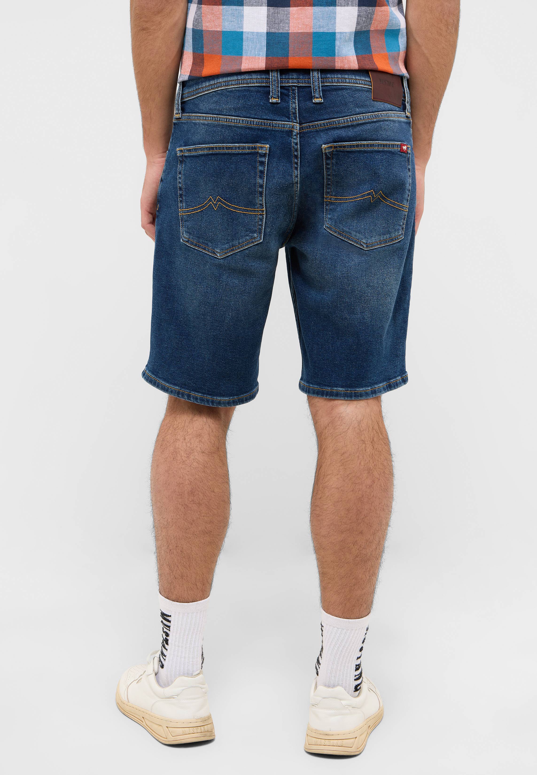 Bekleidung, Kurze Hosen, Hosen