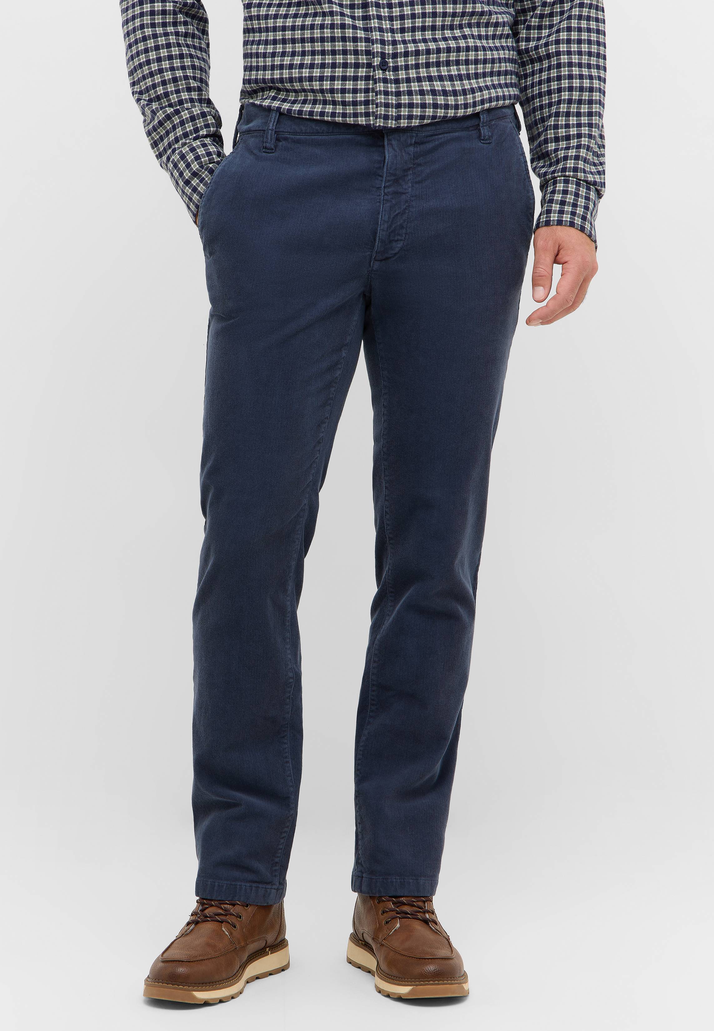 Hosen, Jeans, Erwachsener, Mann, Person