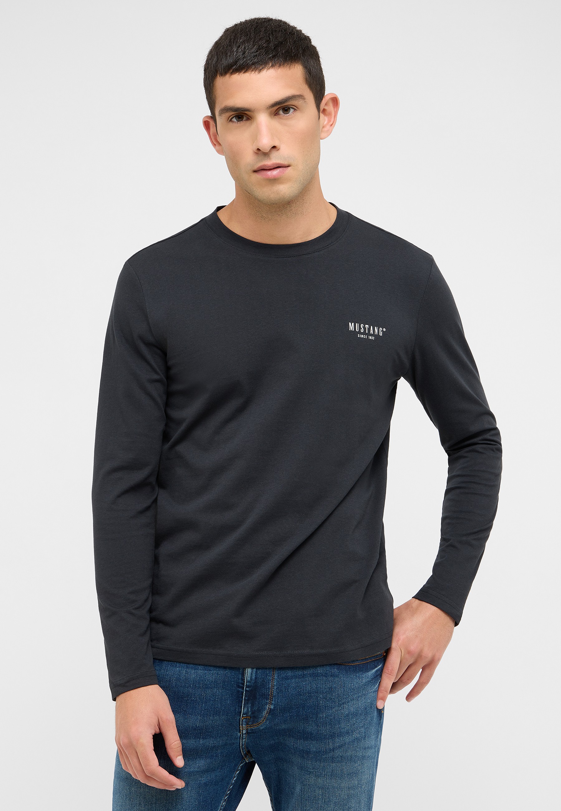 Bekleidung, Langarm, Ärmel, Pullover, T-shirt