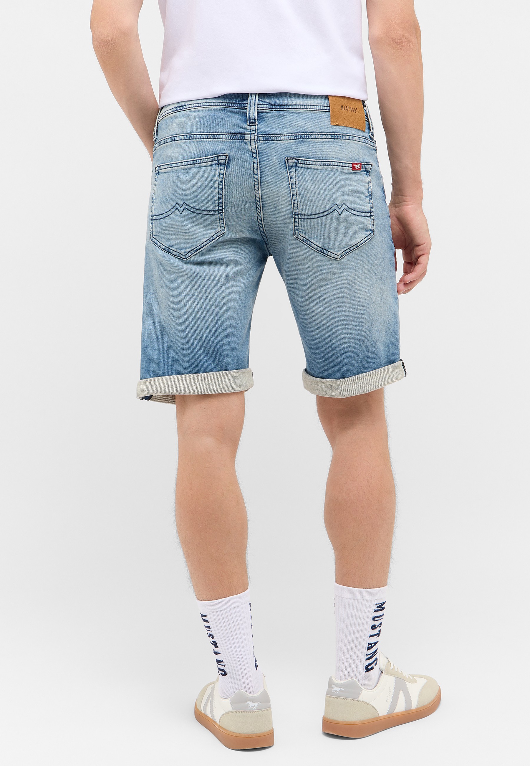 Bekleidung, Kurze Hosen, Hosen