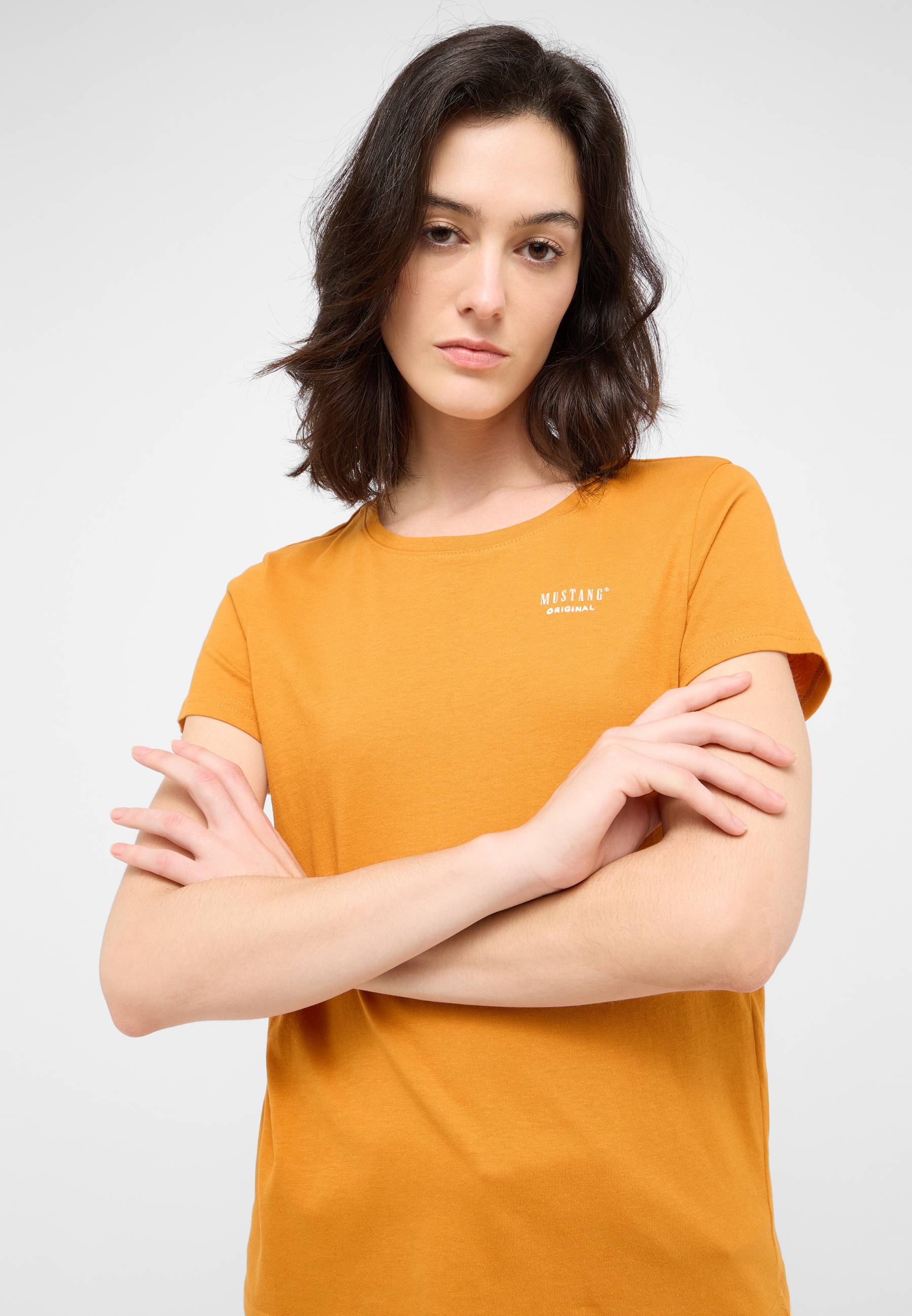 T-shirt, Ärmel, Gesicht, Kopf, Portrait