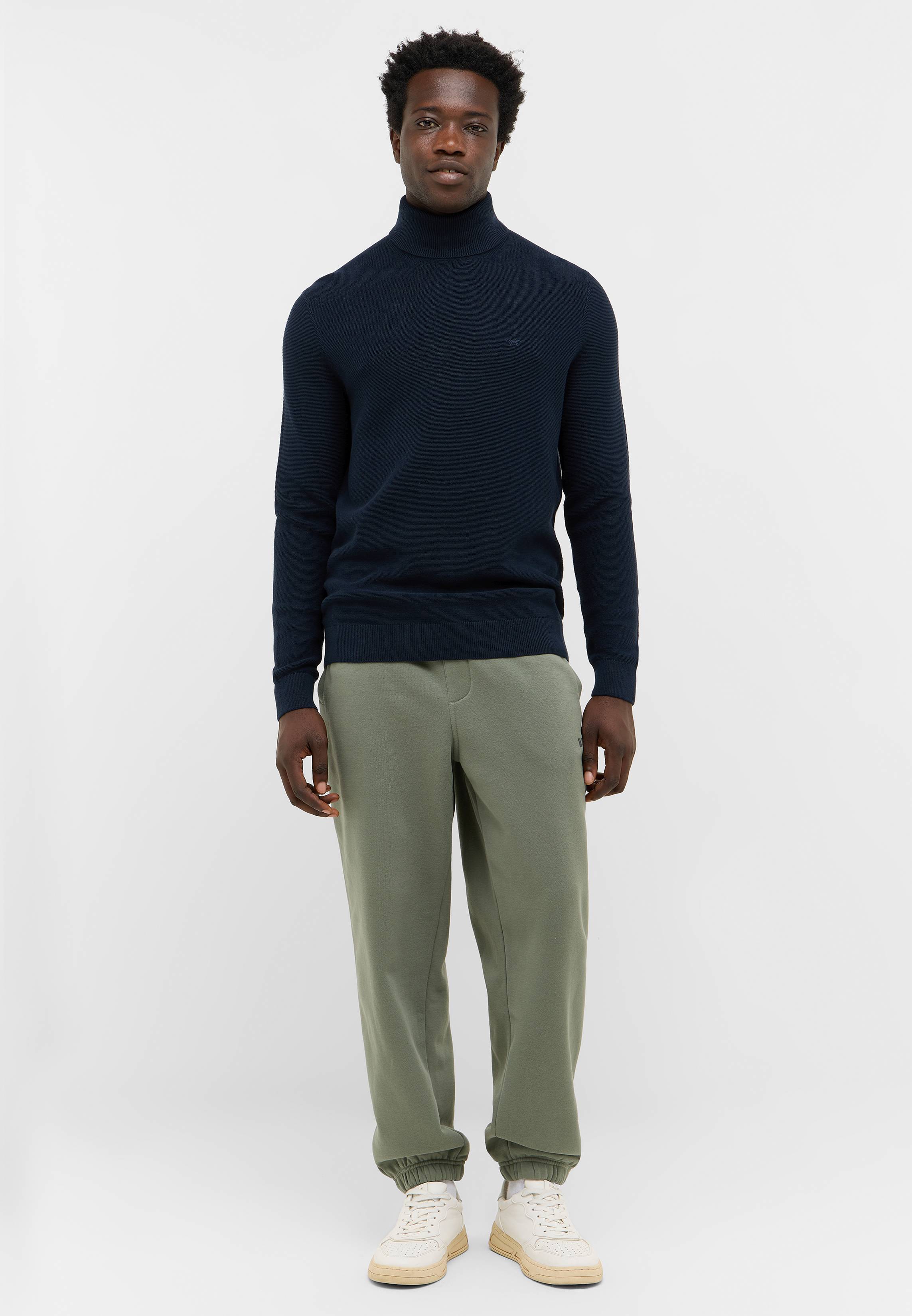 Langarm, Hosen, Person, Stehend, Mann