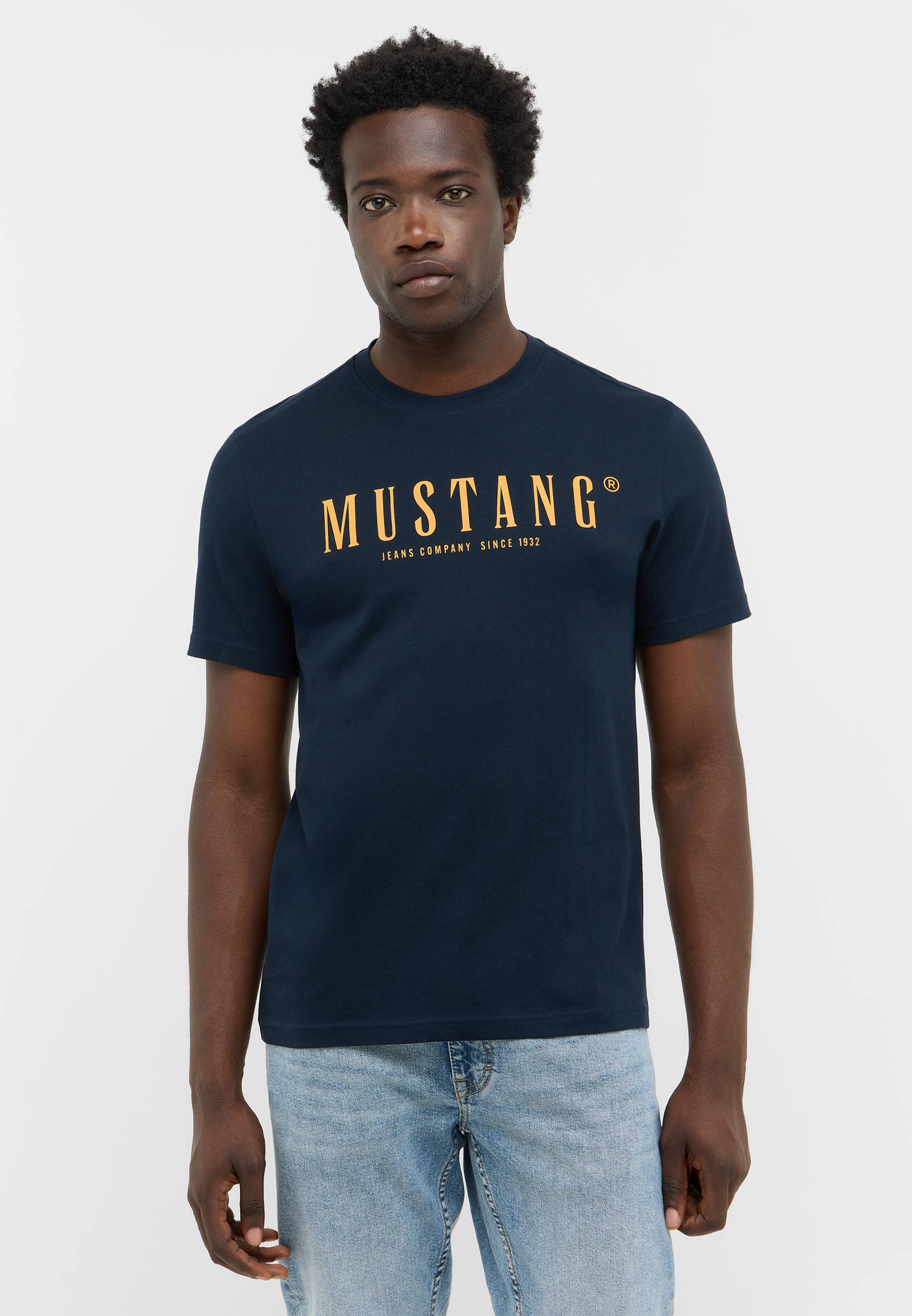 Bekleidung, T-shirt, Hemd, Ärmel, Person