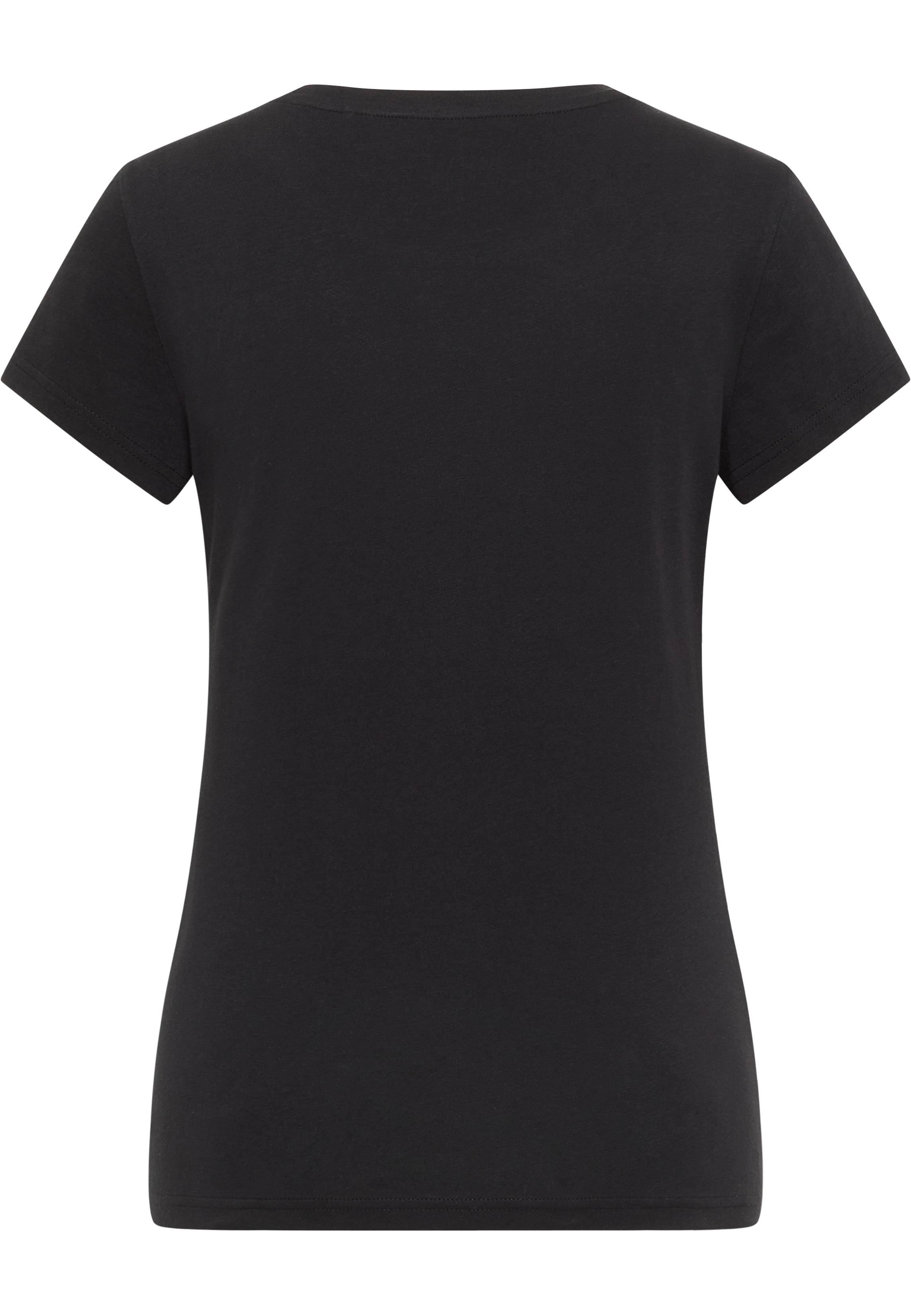 Bekleidung, T-shirt
