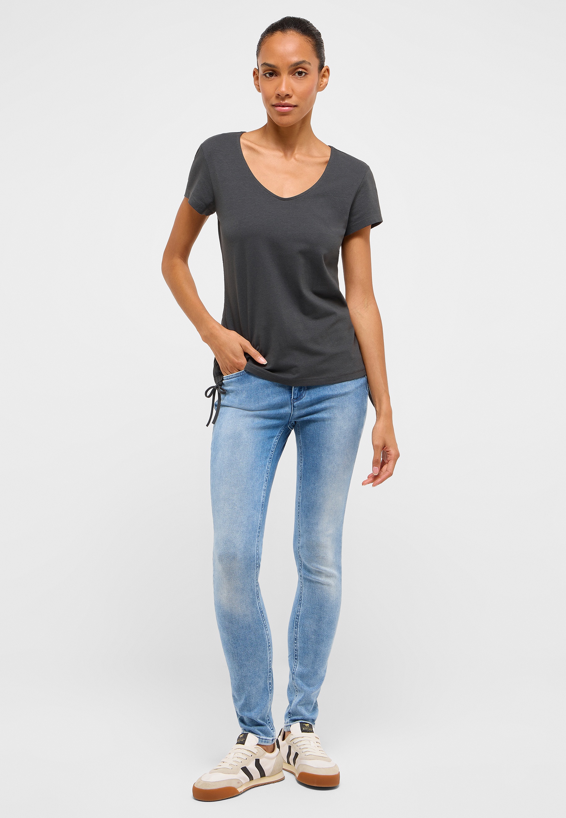 Bekleidung, Hosen, Jeanshose, Person, T-shirt