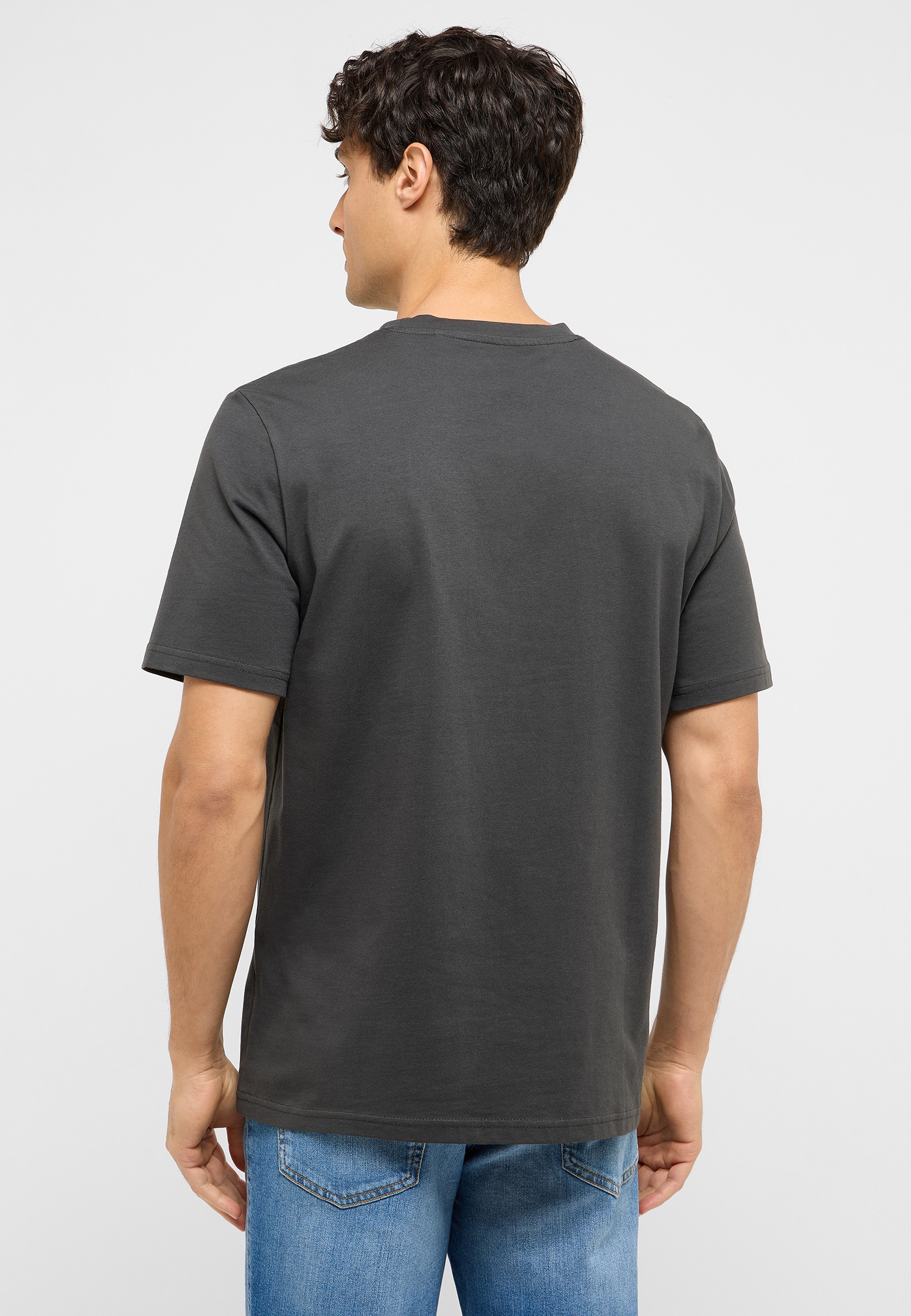 T-shirt, Erwachsener, Männlich, Mann, Person