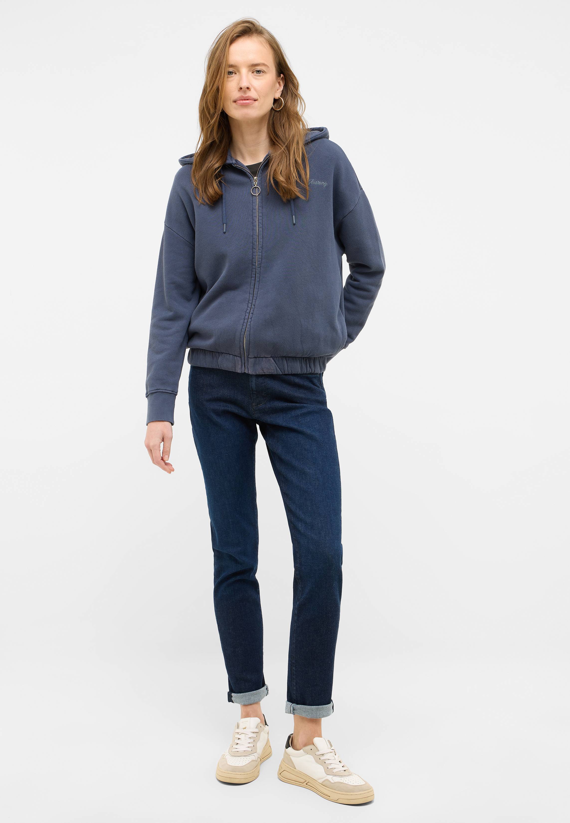 Bekleidung, Hosen, Pullover, Kapuzenpulli, Person