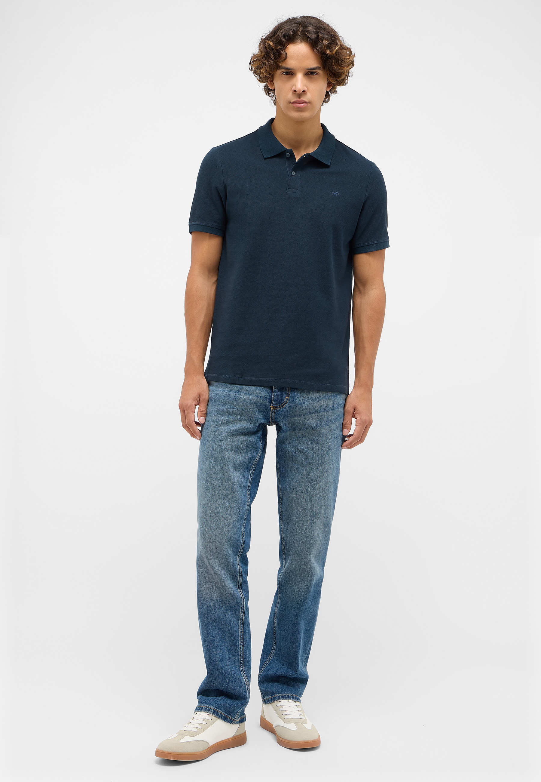 Hosen, Person, Stehend, Erwachsener, Mann