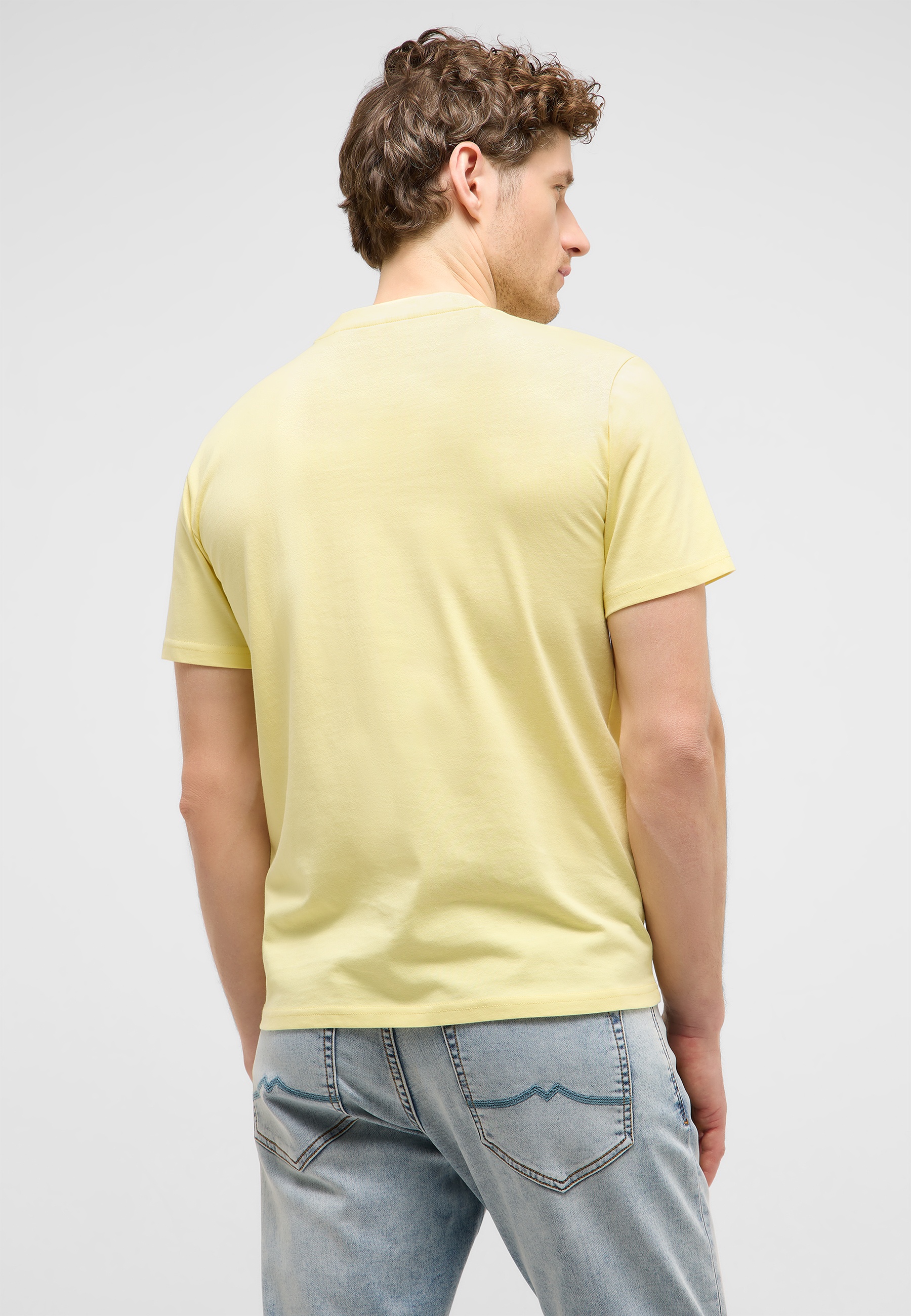t-shirt, kurzarm, gelb, baumwolle, rückseite