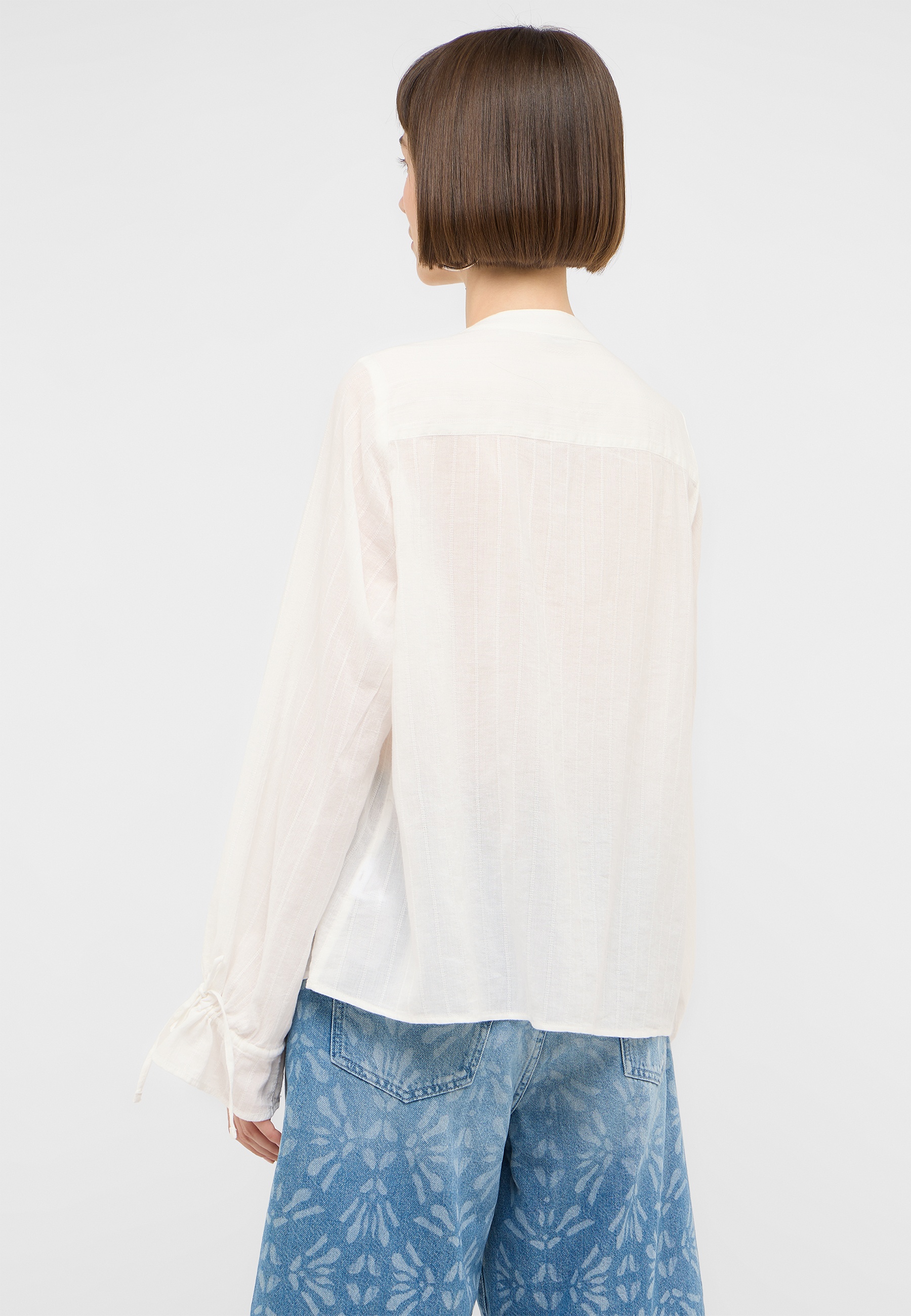 leichte Bluse, weiß, transparente Bluse, Langarm, Hemdartig