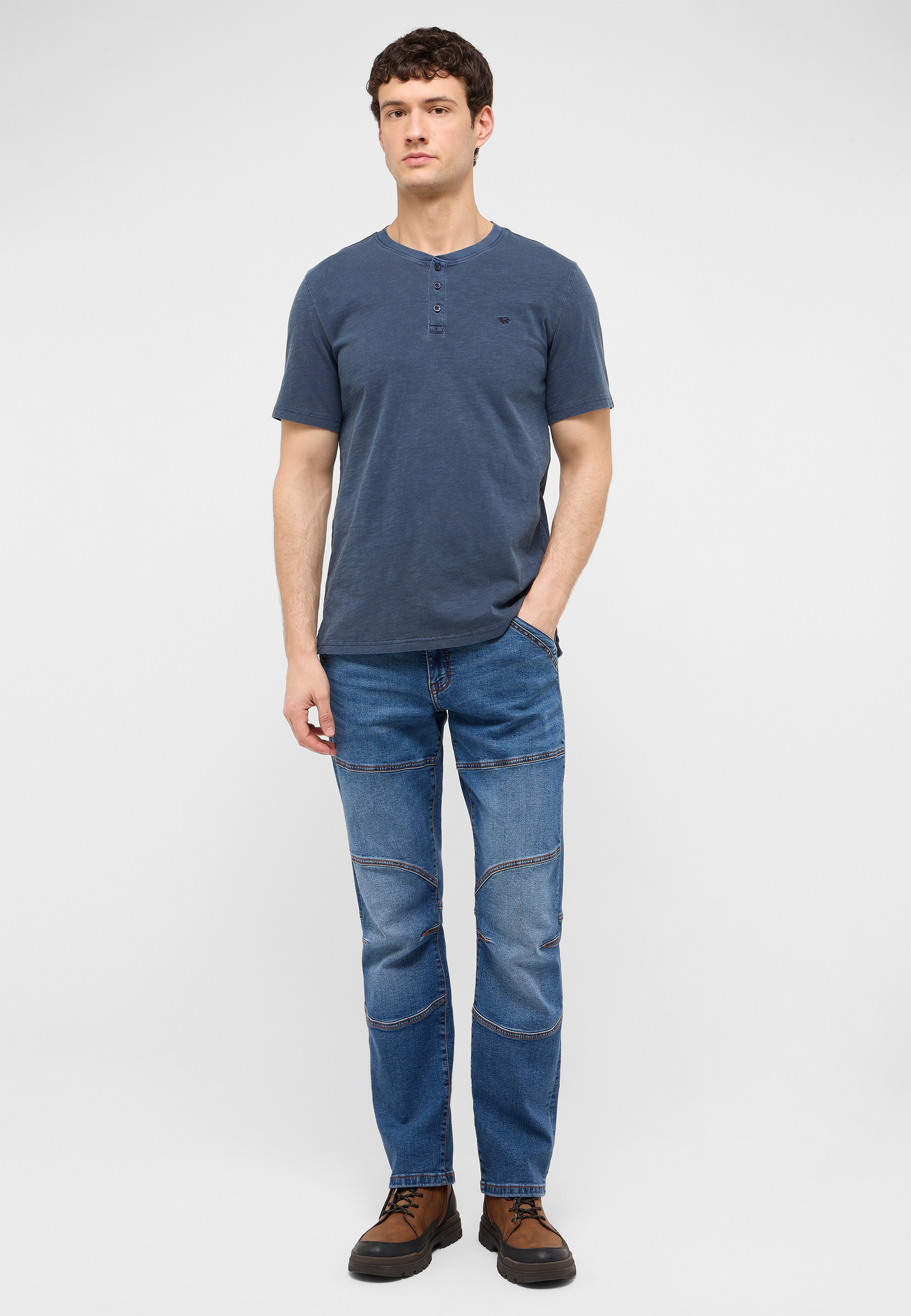 T-Shirt Style Acton