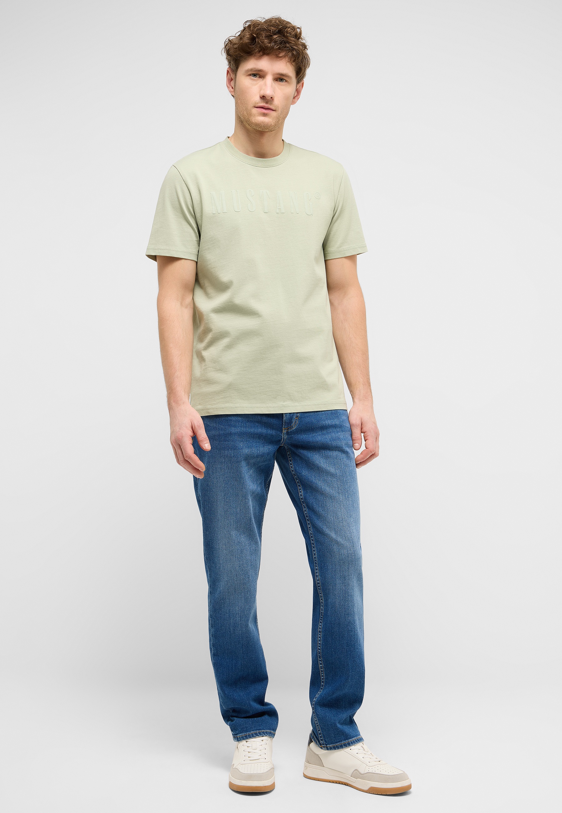 t-shirt, crew neck, short sleeves, solid color, beige-green
