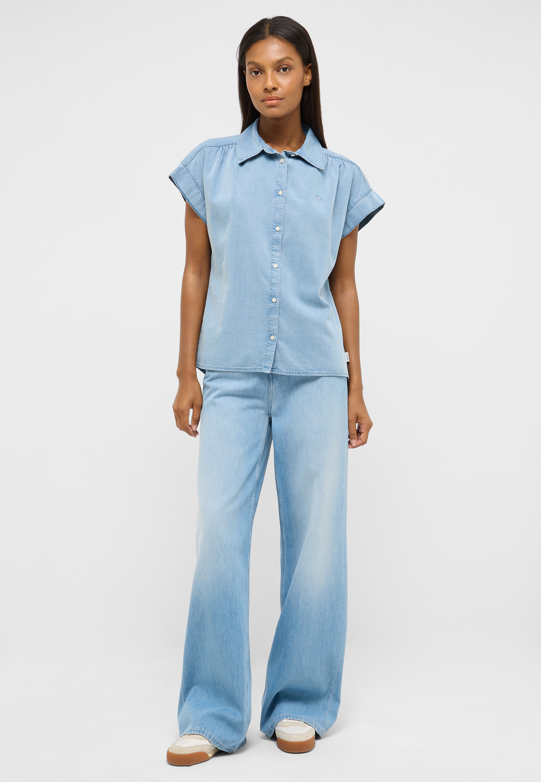 Denim, Jeansshirt, Kurzarm, Hemd aus Denim, Breites Bein?