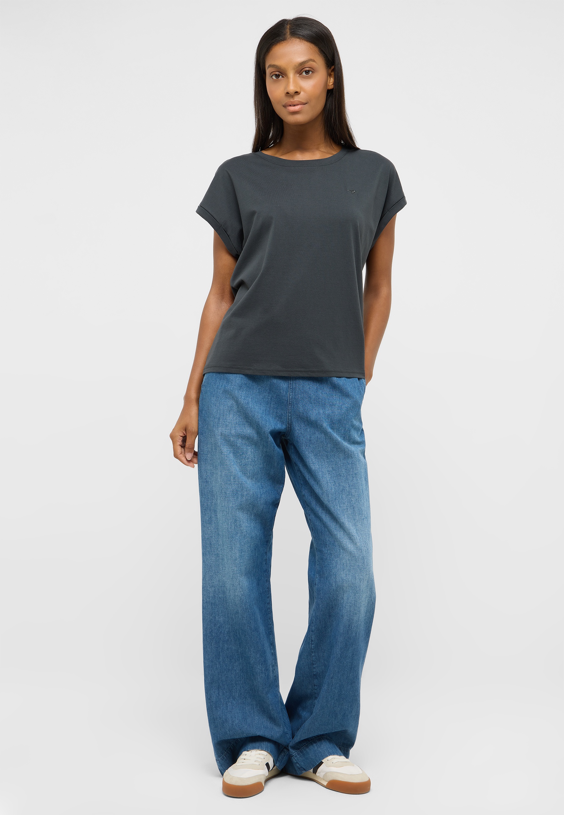 T-Shirt Style Lesley