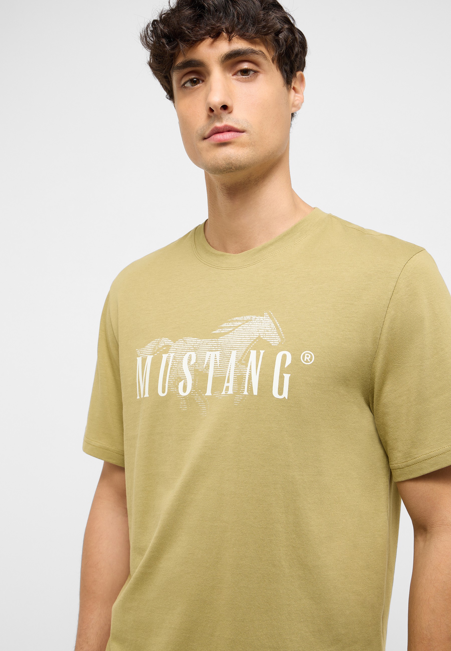 Bekleidung, T-shirt, Hemd, Person, Gesicht