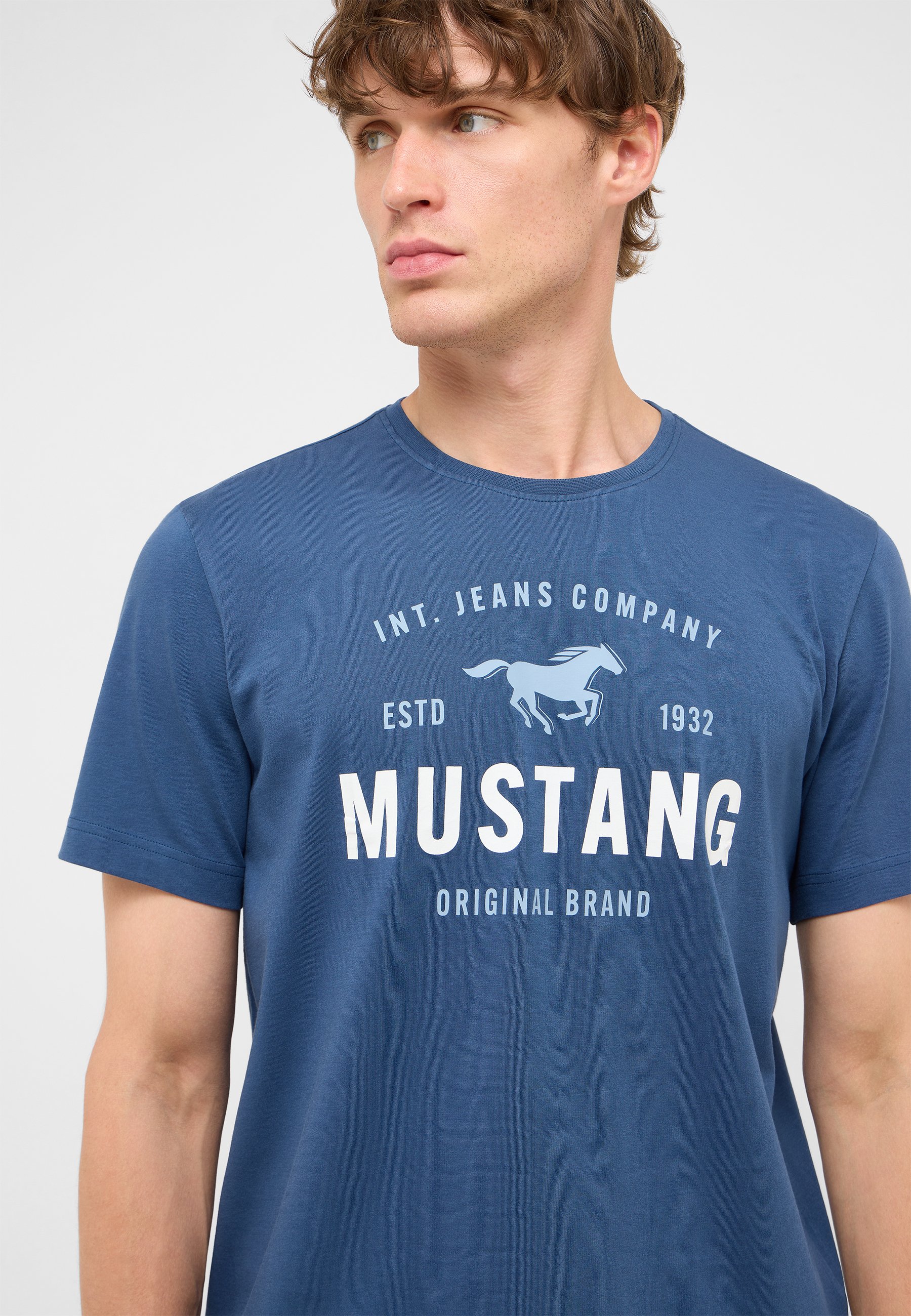 T-Shirt Style Alex