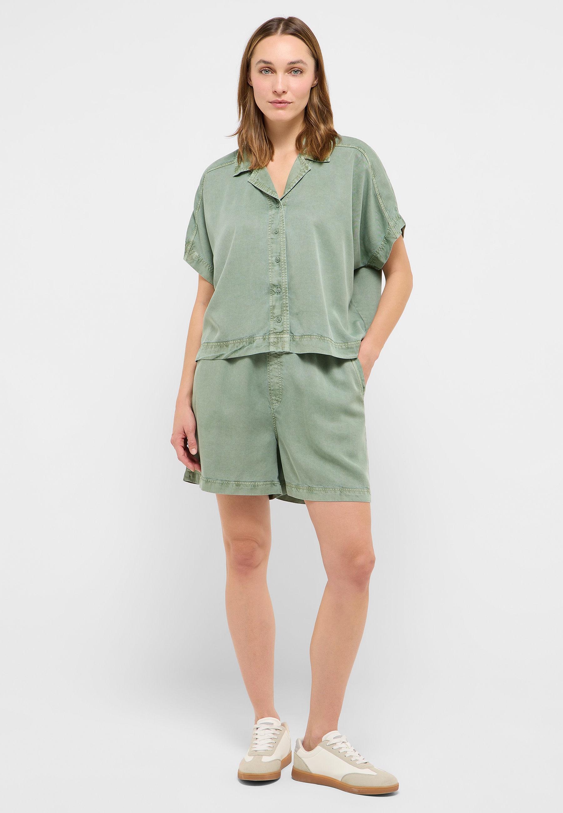 Kurzarm-Set, Hose-Shorts, Oversized-Hemd, Militärgrün, Leinenlook